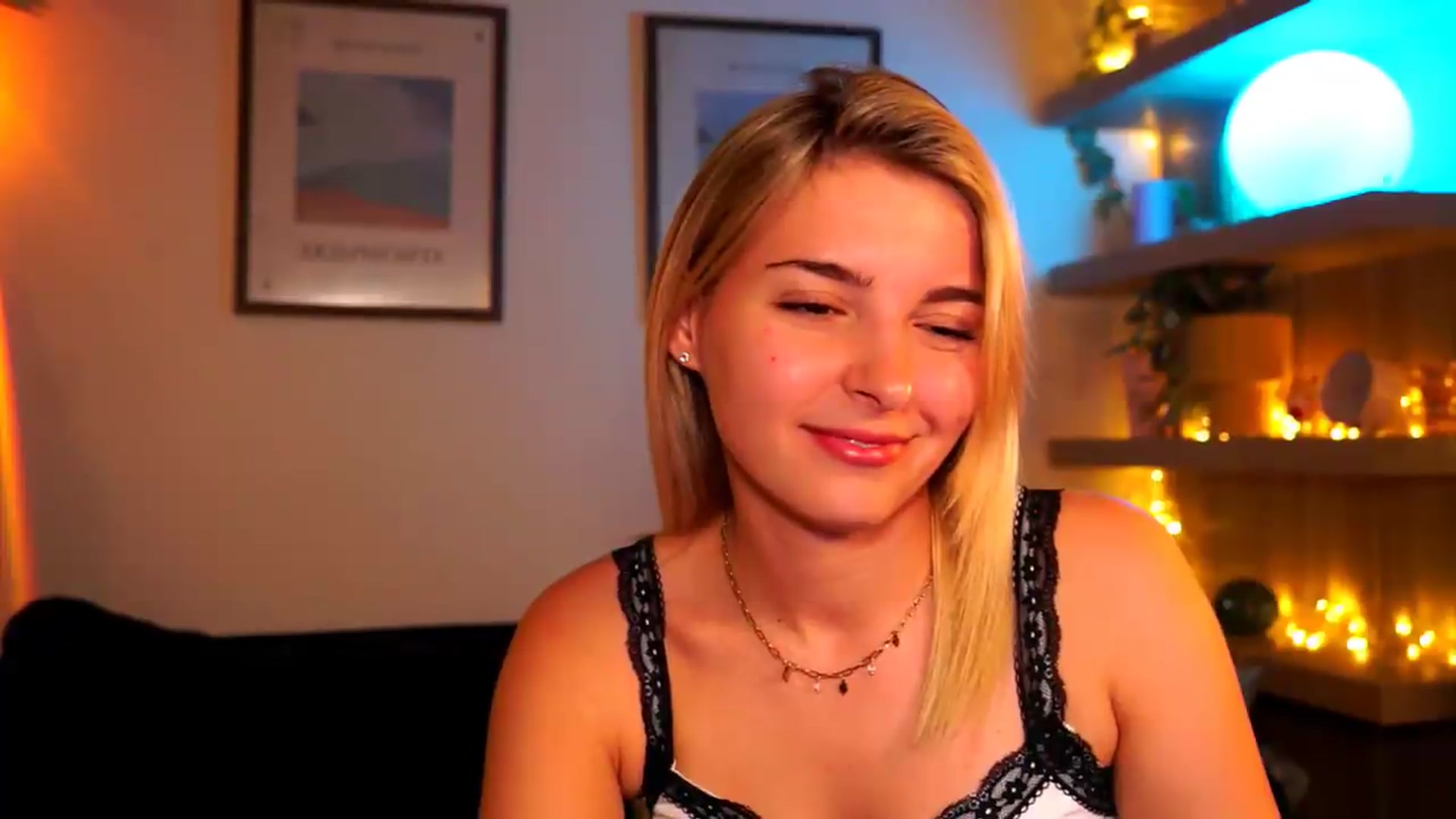 Gallery image thumbnail from Pixie_Pie's myfreecams stream on, 05/19/2026, 16:10 image 10 of 20