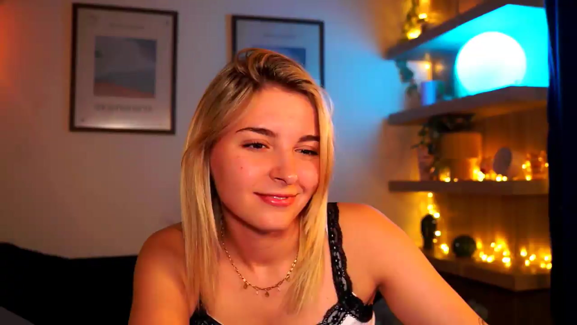 Gallery image thumbnail from Pixie_Pie's myfreecams stream on, 05/19/2026, 17:25 image 16 of 20