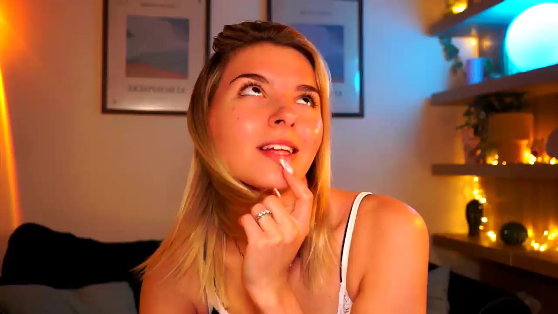 Gallery image thumbnail from Pixie_Pie's myfreecams stream on, 05/20/2026, 13:20 image 13 of 20