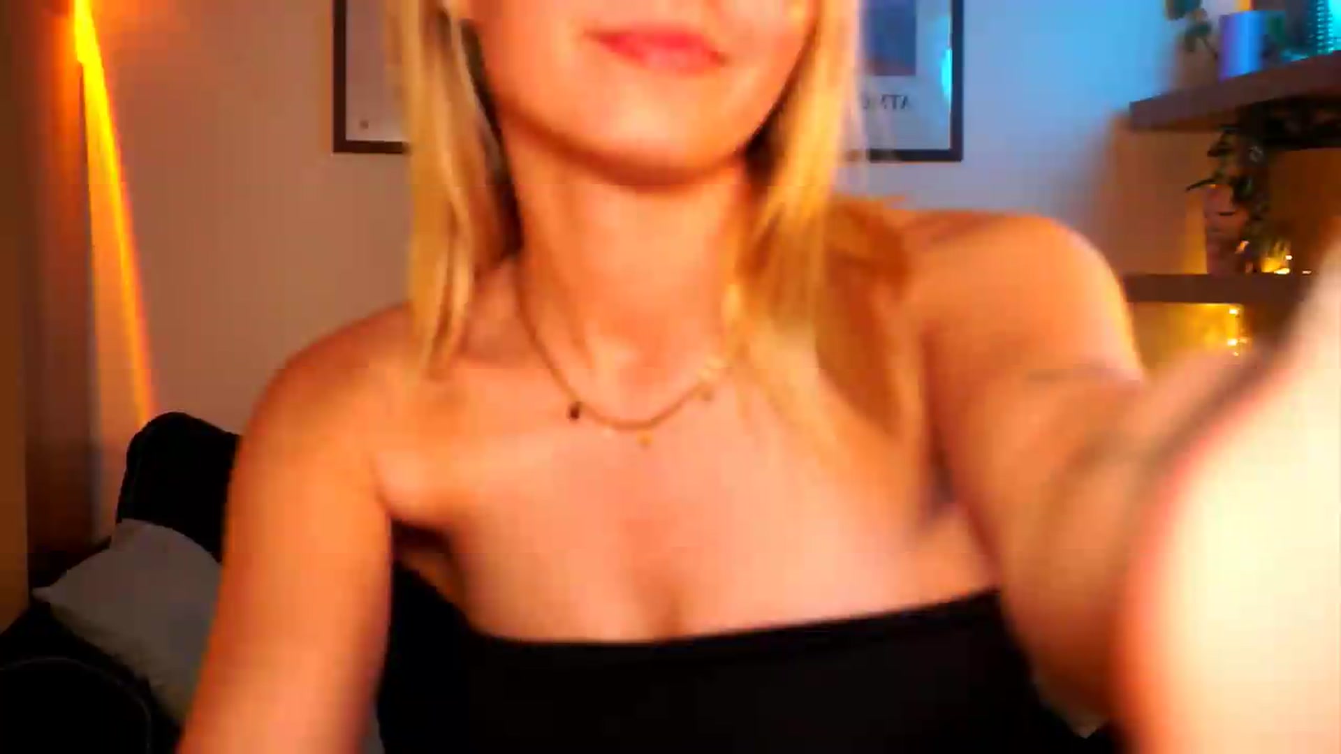 Gallery image thumbnail from Pixie_Pie's myfreecams stream on, 05/20/2026, 16:05 image 2 of 20