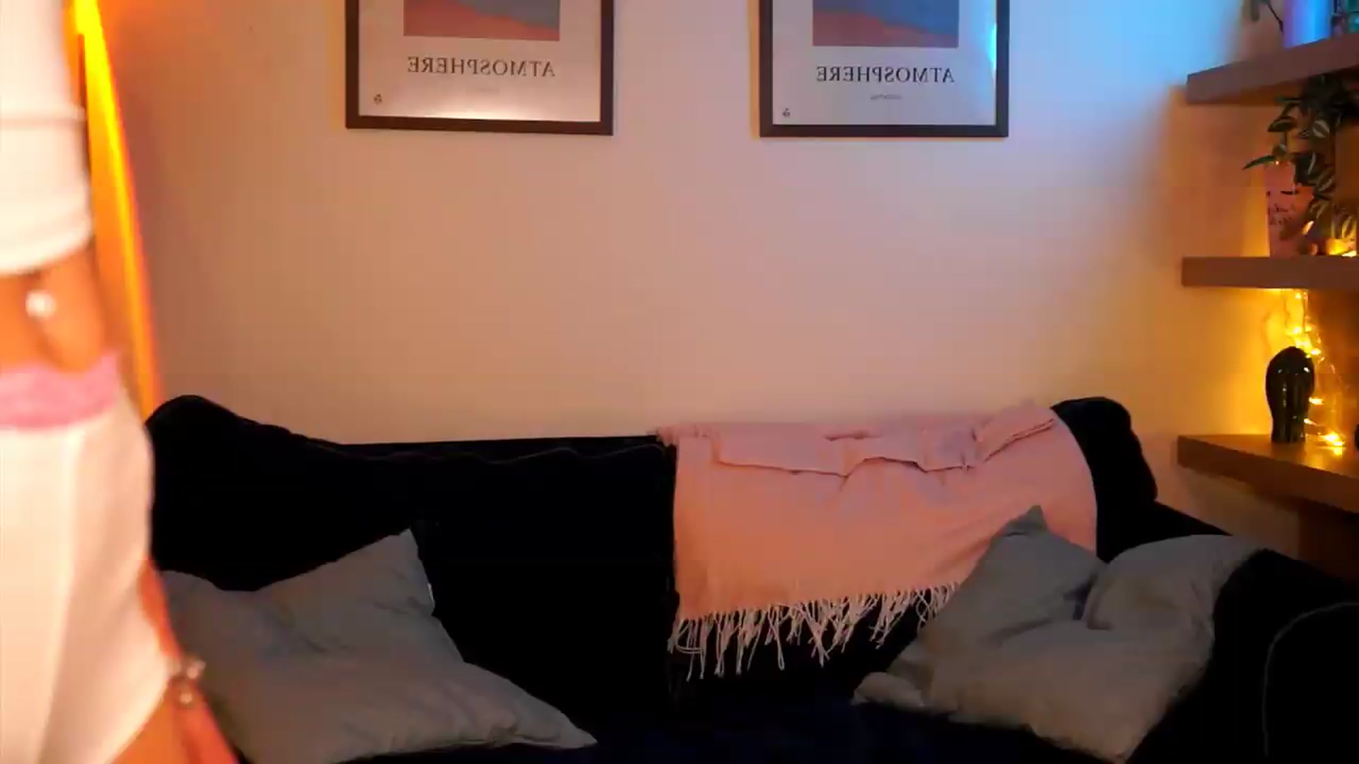 Gallery image thumbnail from Pixie_Pie's myfreecams stream on, 05/21/2026, 13:37 image 14 of 20