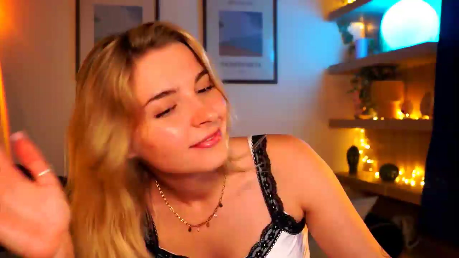 Gallery image thumbnail from Pixie_Pie's myfreecams stream on, 05/25/2026, 15:49 image 18 of 20