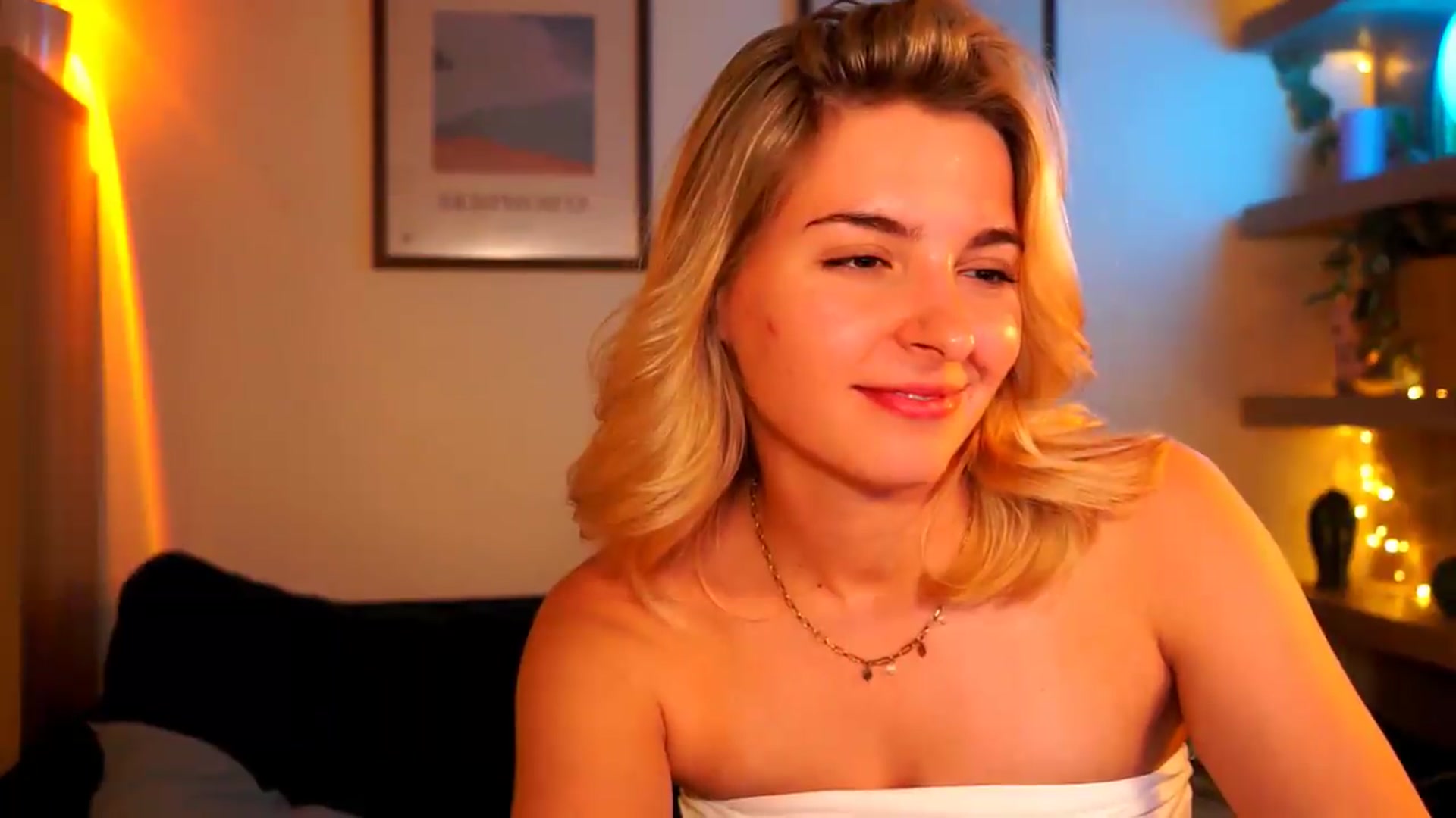 Gallery image thumbnail from Pixie_Pie's myfreecams stream on, 05/26/2026, 15:56 image 15 of 20