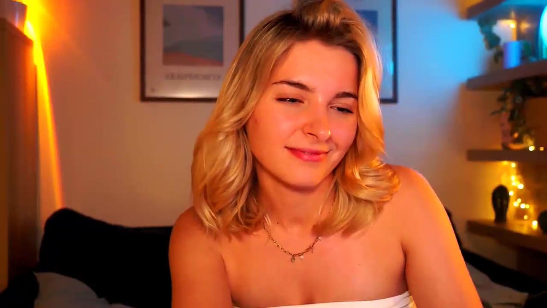 Gallery image thumbnail from Pixie_Pie's myfreecams stream on, 05/26/2026, 15:56 image 17 of 20