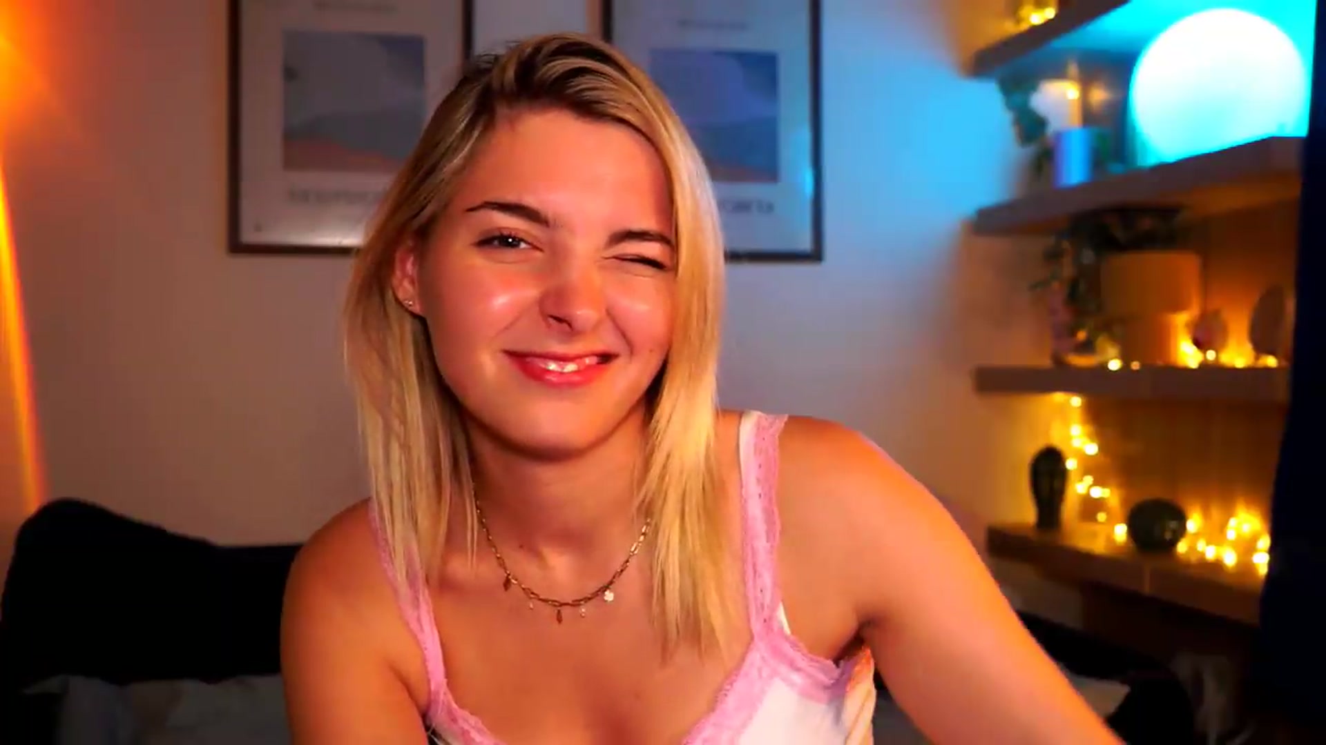 Gallery image thumbnail from Pixie_Pie's myfreecams stream on, 05/29/2026, 12:10 image 14 of 20