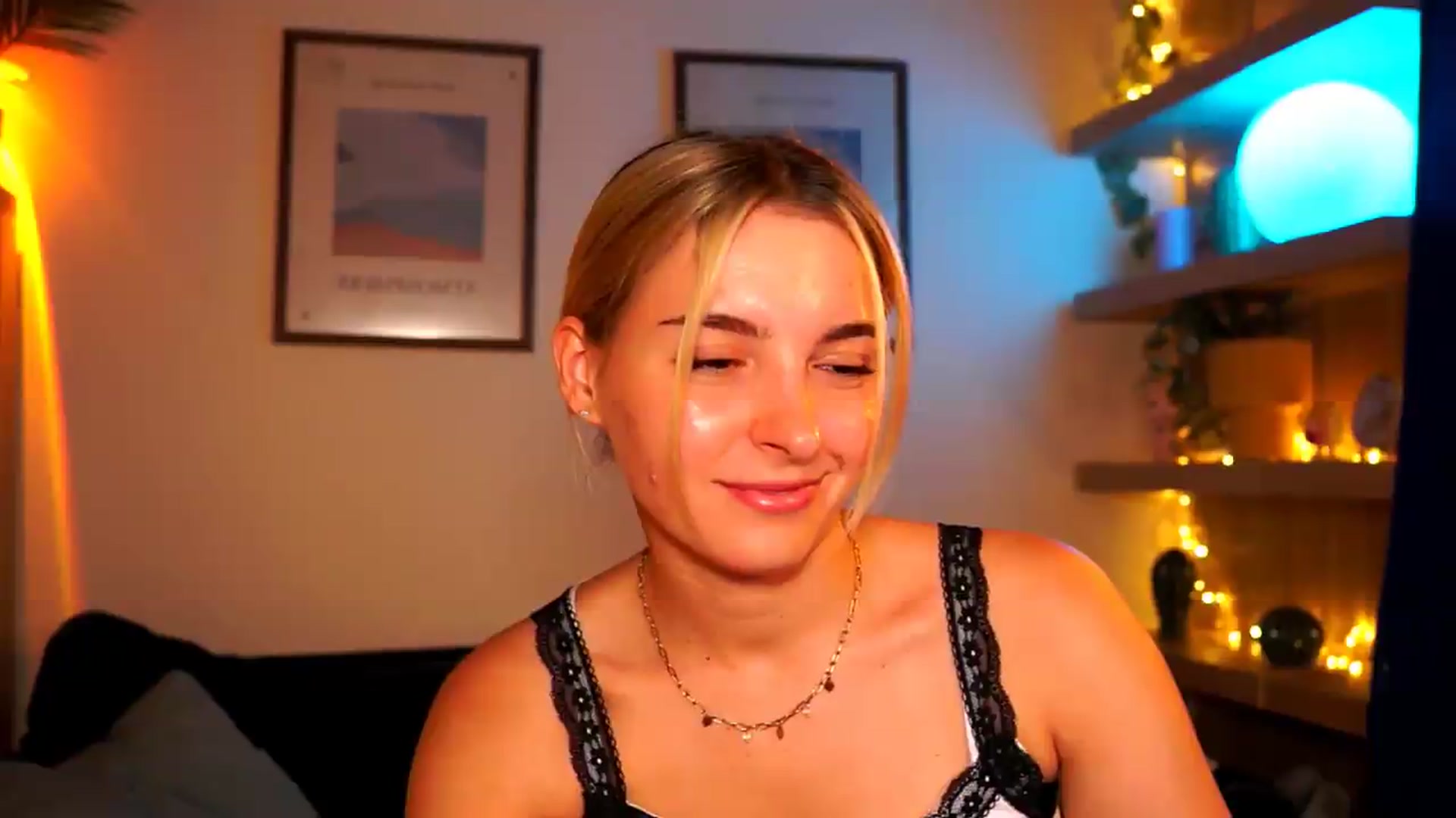 Gallery image thumbnail from Pixie_Pie's myfreecams stream on, 06/02/2026, 13:31 image 9 of 20