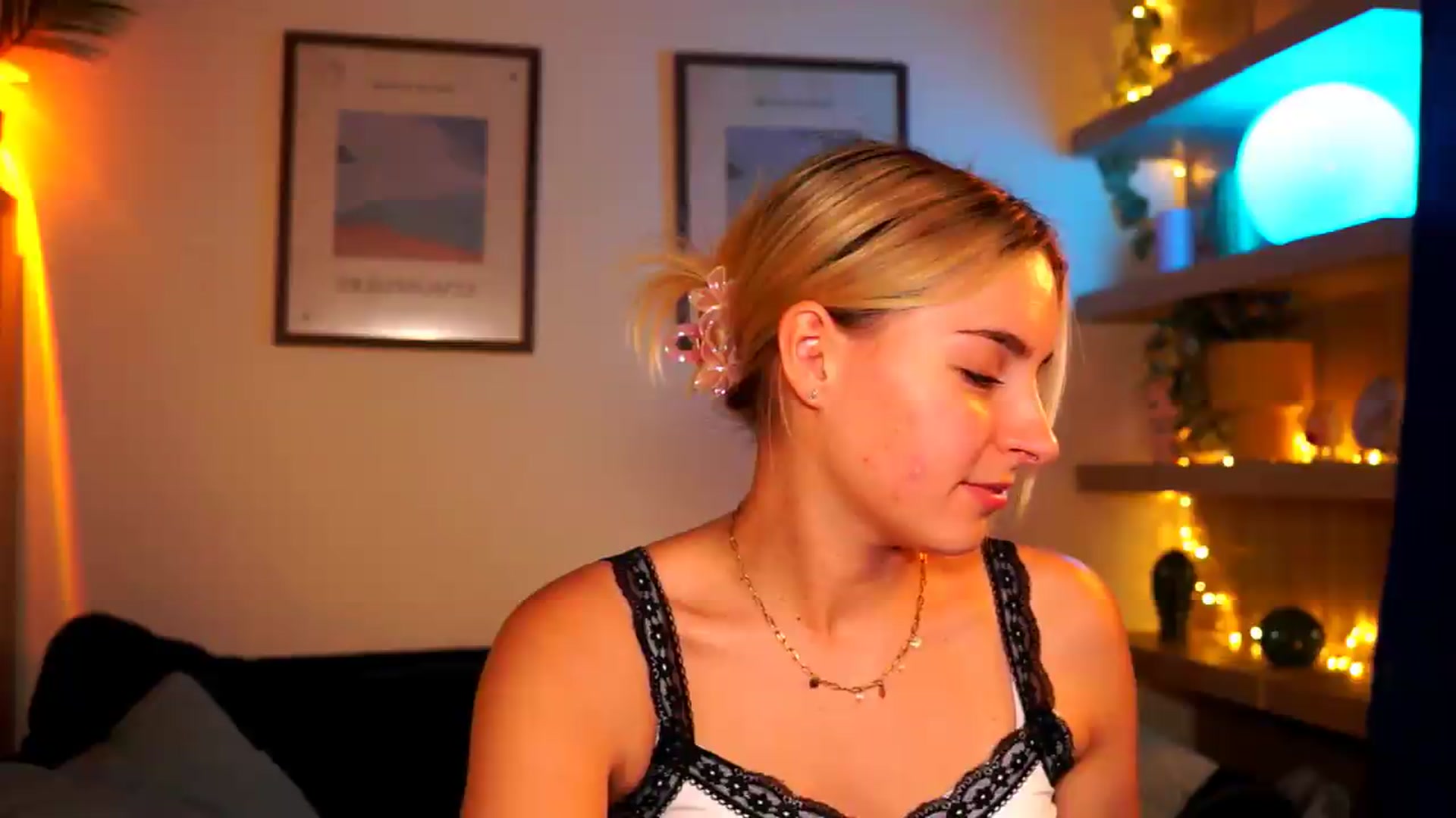 Gallery image thumbnail from Pixie_Pie's myfreecams stream on, 06/02/2026, 13:31 image 7 of 20