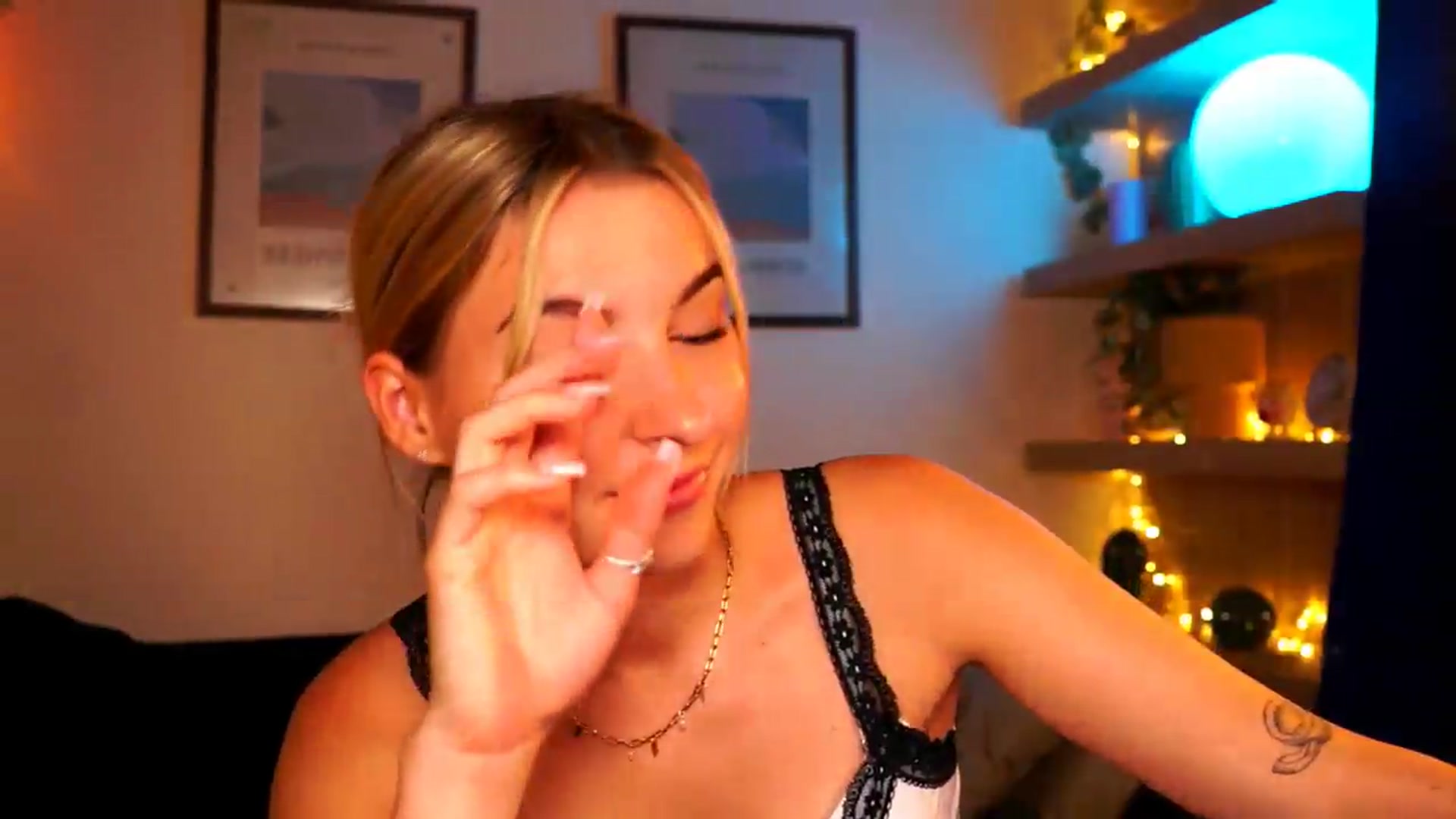 Gallery image thumbnail from Pixie_Pie's myfreecams stream on, 06/02/2026, 14:49 image 2 of 20