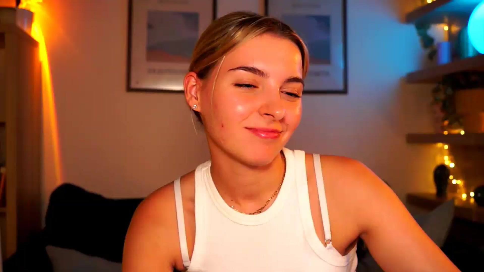 Gallery image thumbnail from Pixie_Pie's myfreecams stream on, 06/02/2026, 16:13 image 19 of 20