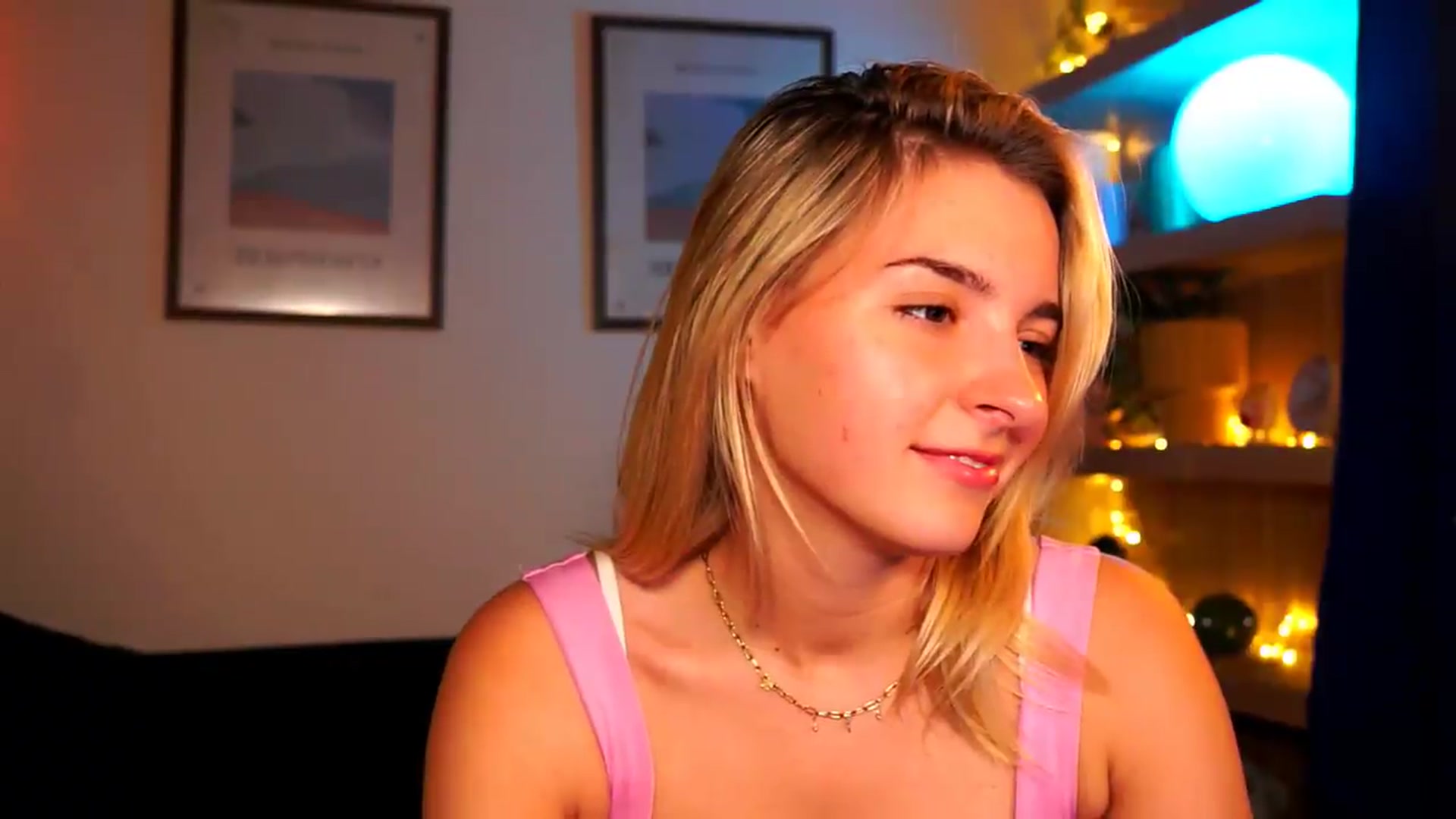 Gallery image thumbnail from Pixie_Pie's myfreecams stream on, 06/04/2026, 16:21 image 20 of 20