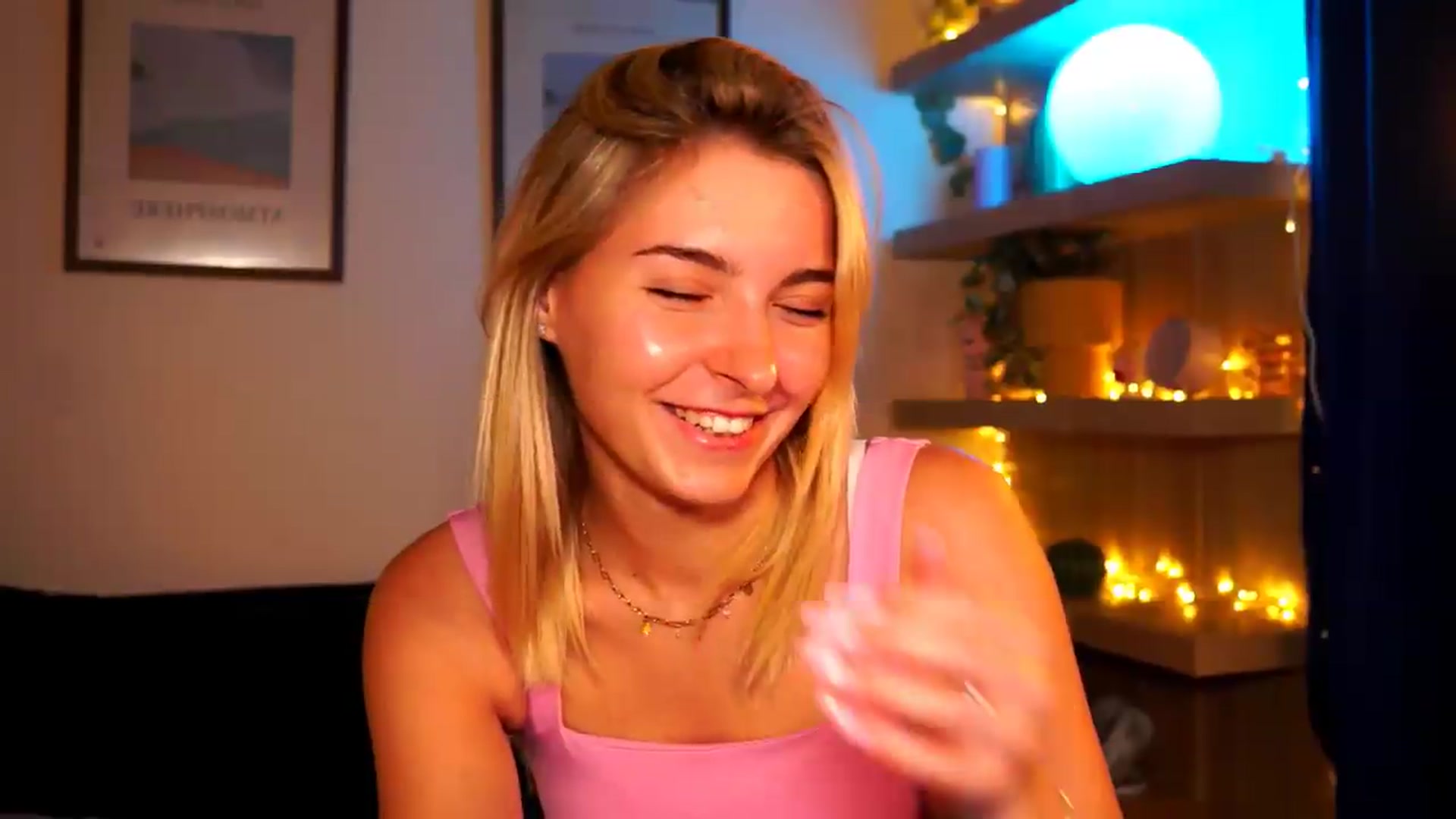 Gallery image thumbnail from Pixie_Pie's myfreecams stream on, 06/09/2026, 13:08 image 12 of 20