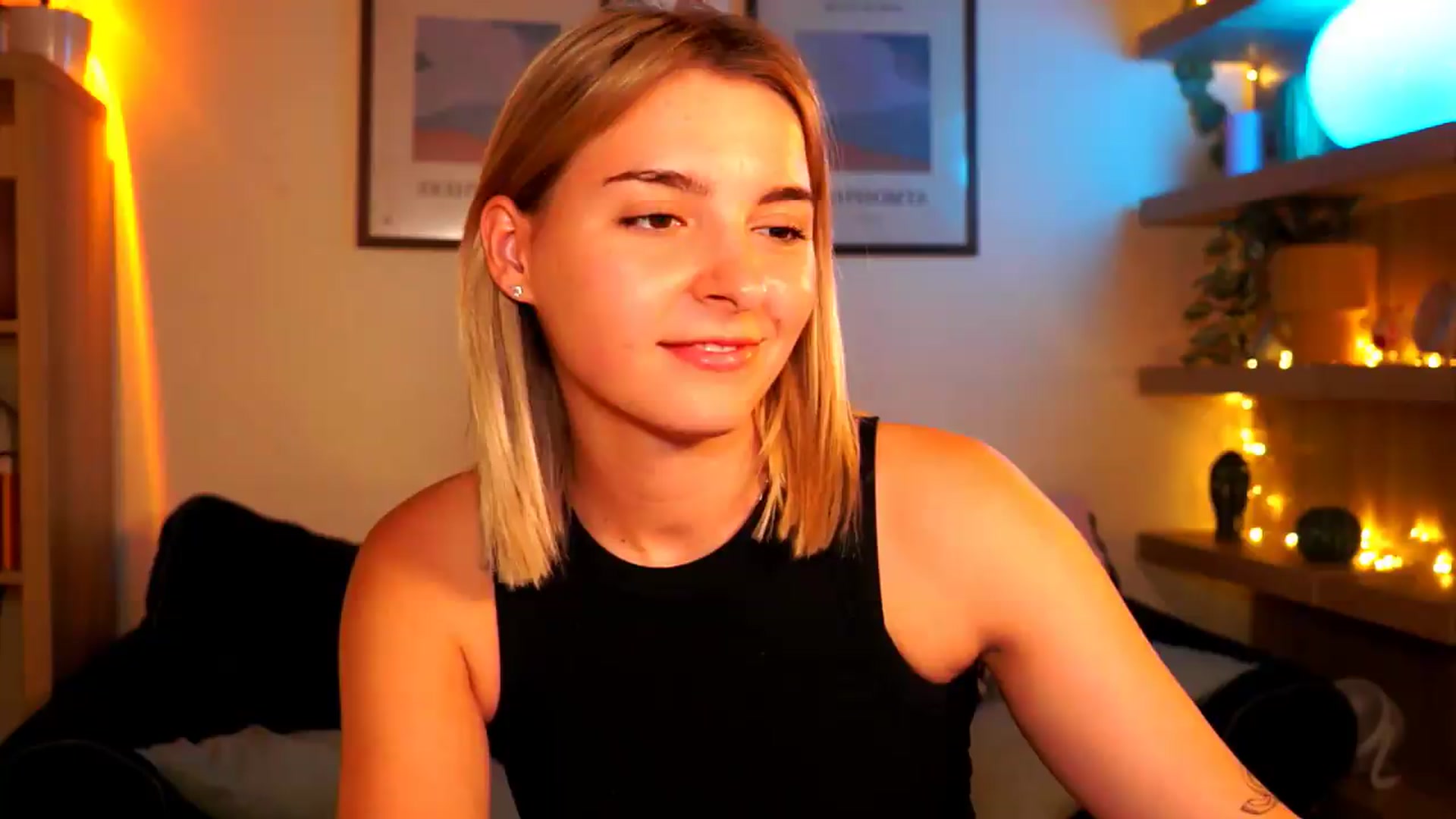Gallery image thumbnail from Pixie_Pie's myfreecams stream on, 06/19/2026, 13:57 image 13 of 20