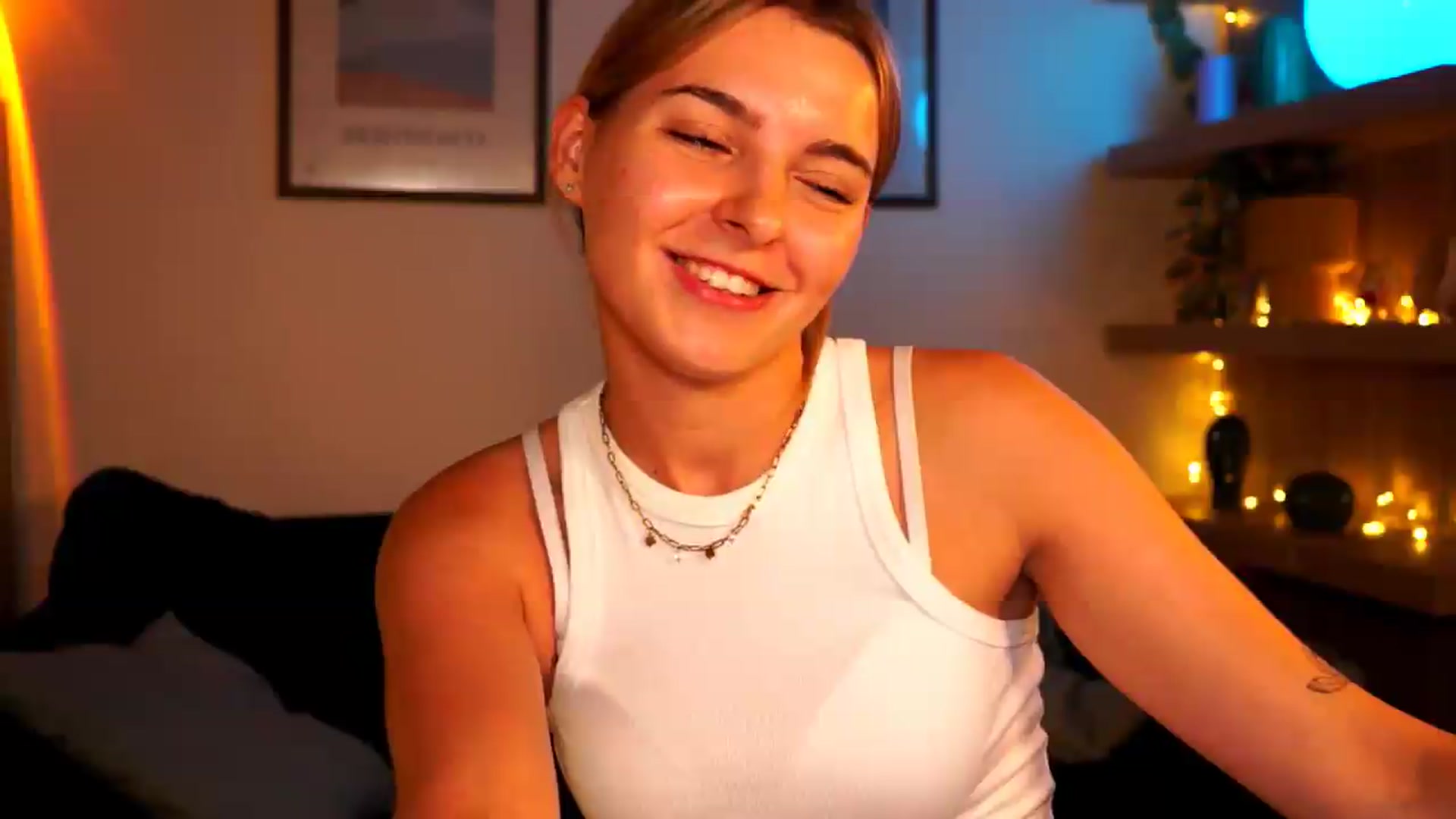 Gallery image thumbnail from Pixie_Pie's myfreecams stream on, 06/23/2026, 14:09 image 13 of 20