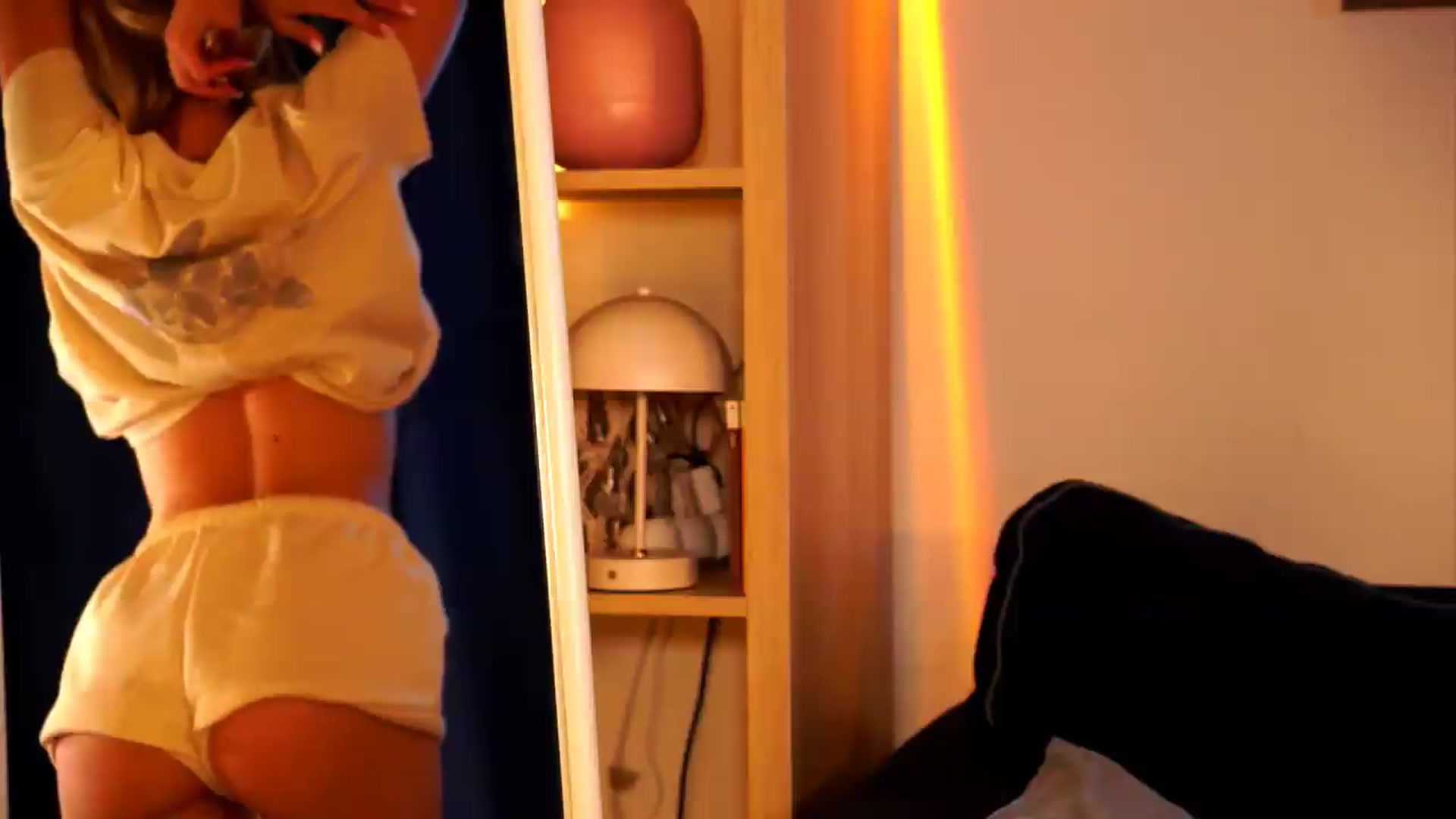 Gallery image thumbnail from Pixie_Pie's myfreecams stream on, 06/25/2026, 16:32 image 6 of 20