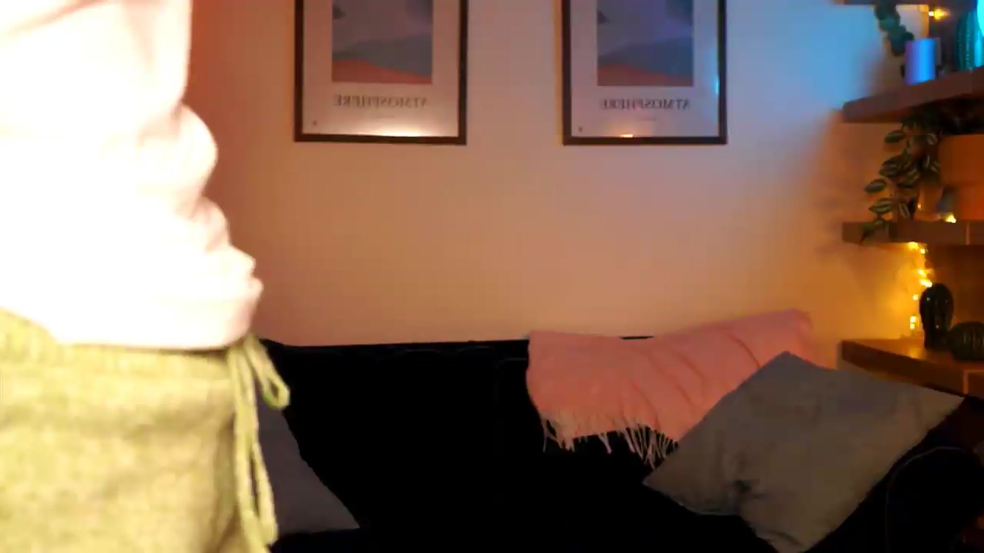 Gallery image thumbnail from Pixie_Pie's myfreecams stream on, 06/30/2026, 15:23 image 15 of 20