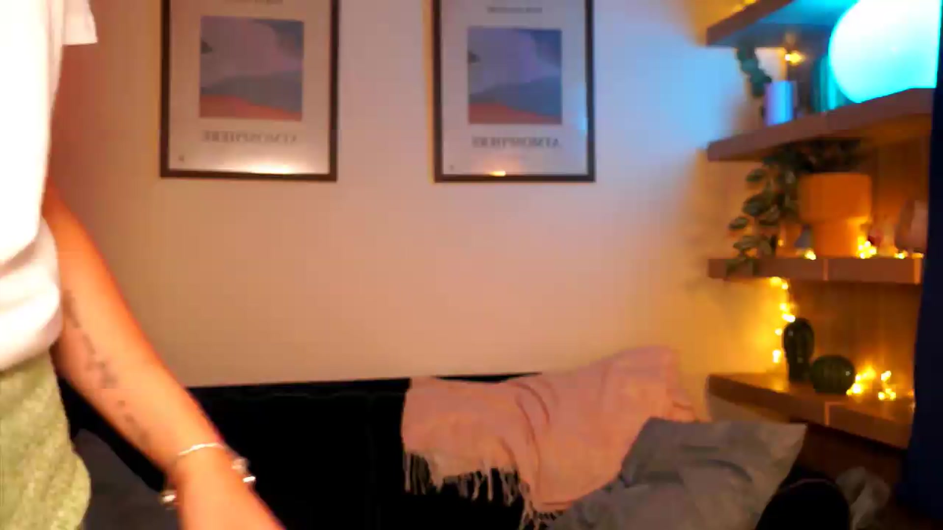 Gallery image thumbnail from Pixie_Pie's myfreecams stream on, 06/30/2026, 15:56 image 1 of 20
