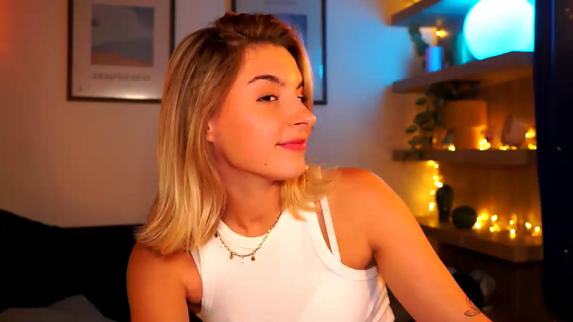 Gallery image thumbnail from Pixie_Pie's myfreecams stream on, 07/03/2026, 16:33 image 19 of 20