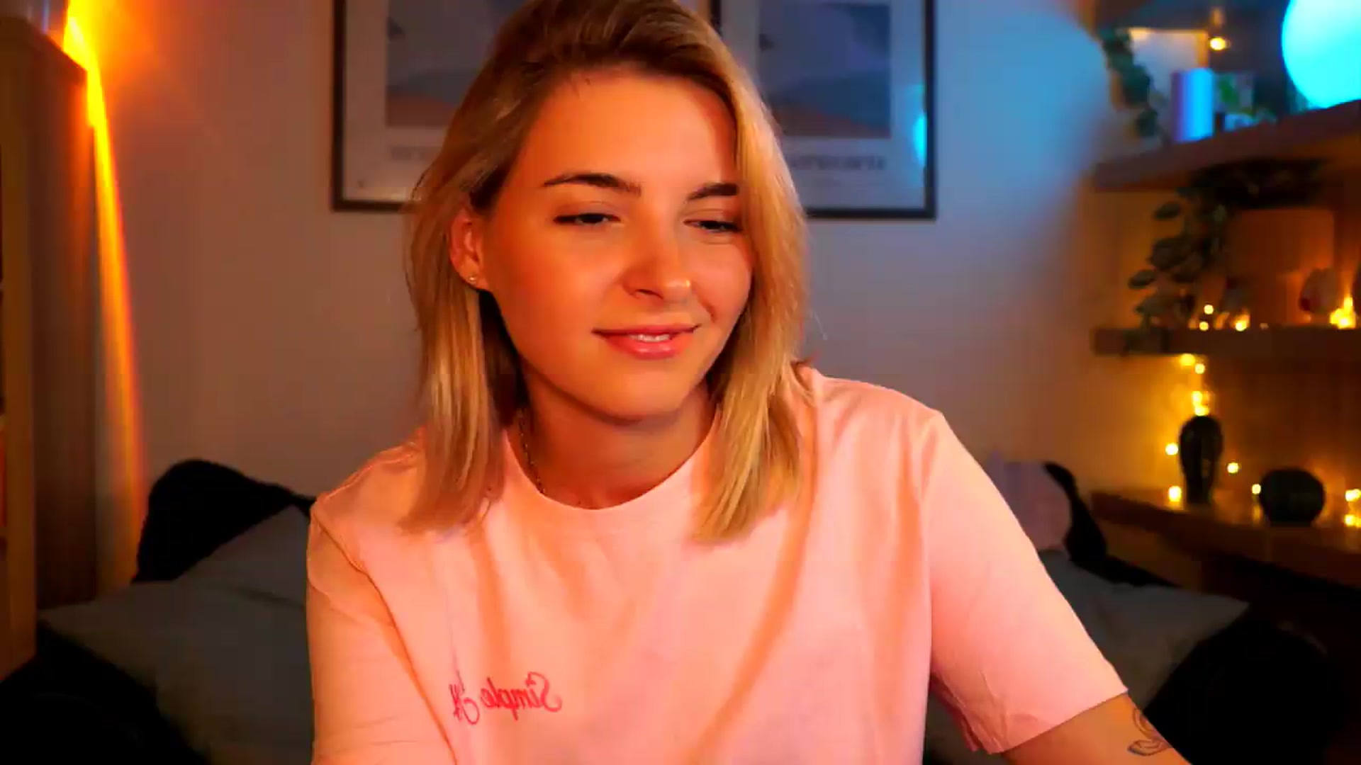 Gallery image thumbnail from Pixie_Pie's myfreecams stream on, 07/05/2026, 15:00 image 15 of 20