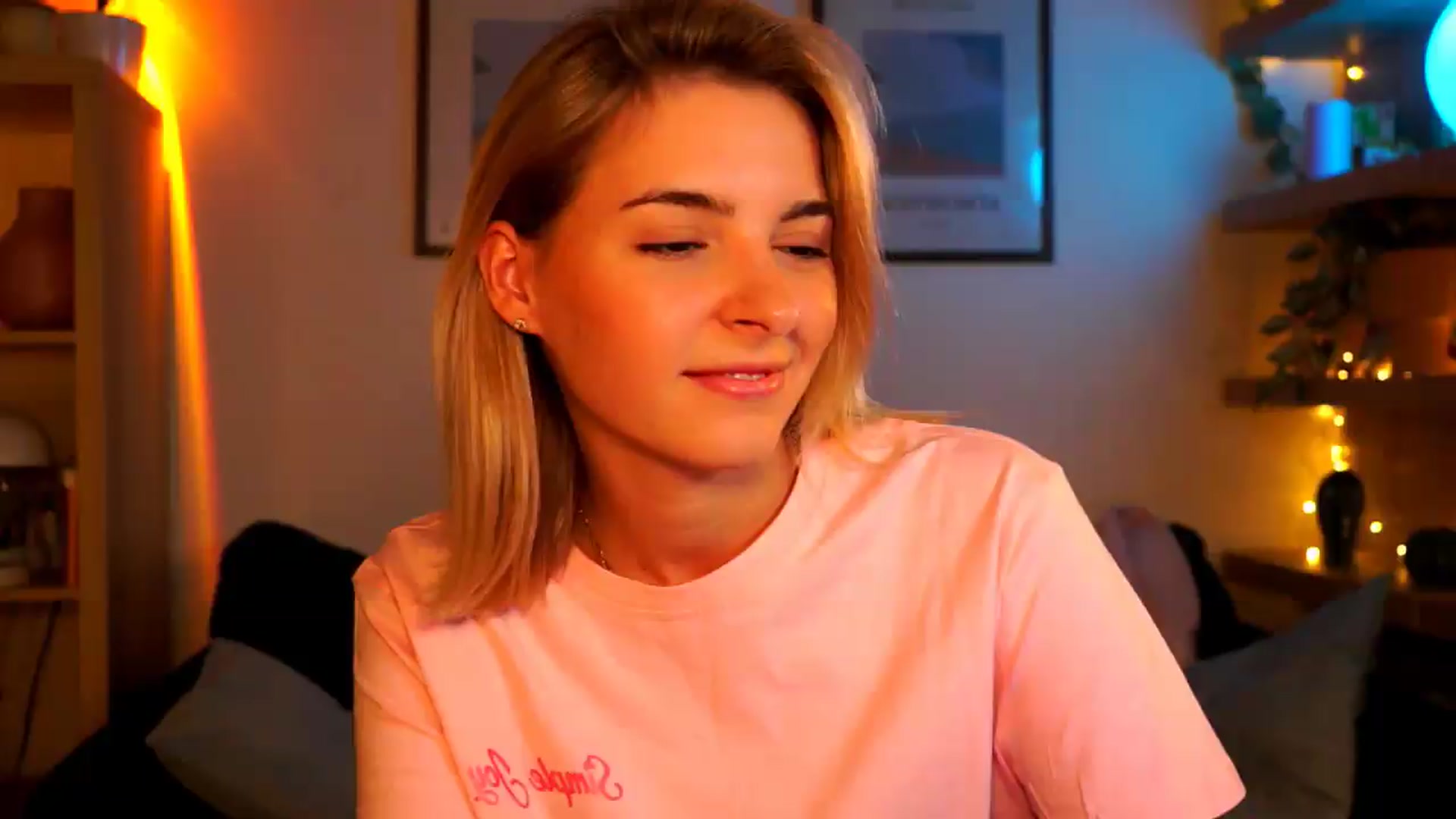 Gallery image thumbnail from Pixie_Pie's myfreecams stream on, 07/05/2026, 16:00 image 1 of 20