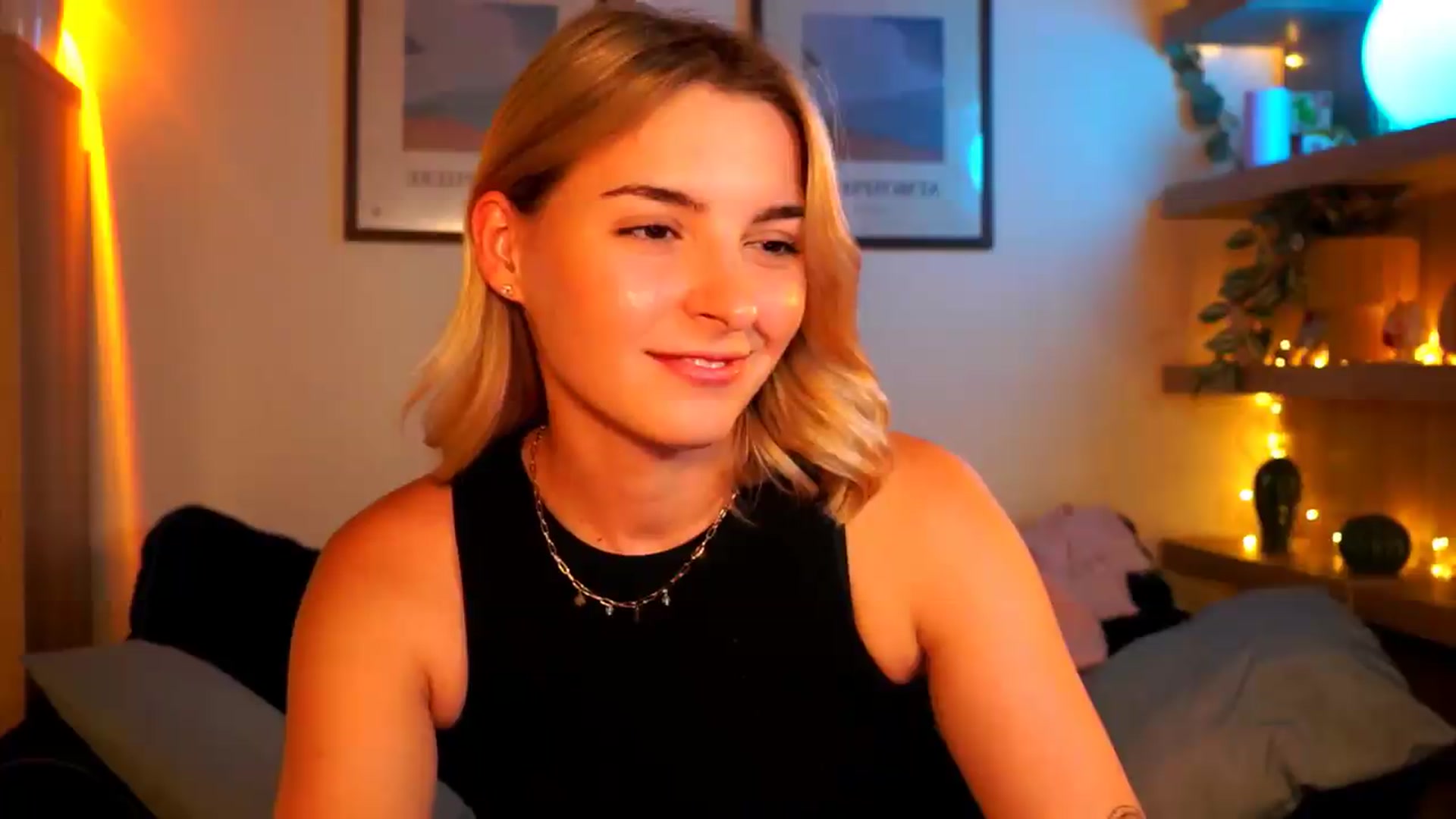 Gallery image thumbnail from Pixie_Pie's myfreecams stream on, 07/06/2026, 13:46 image 3 of 20