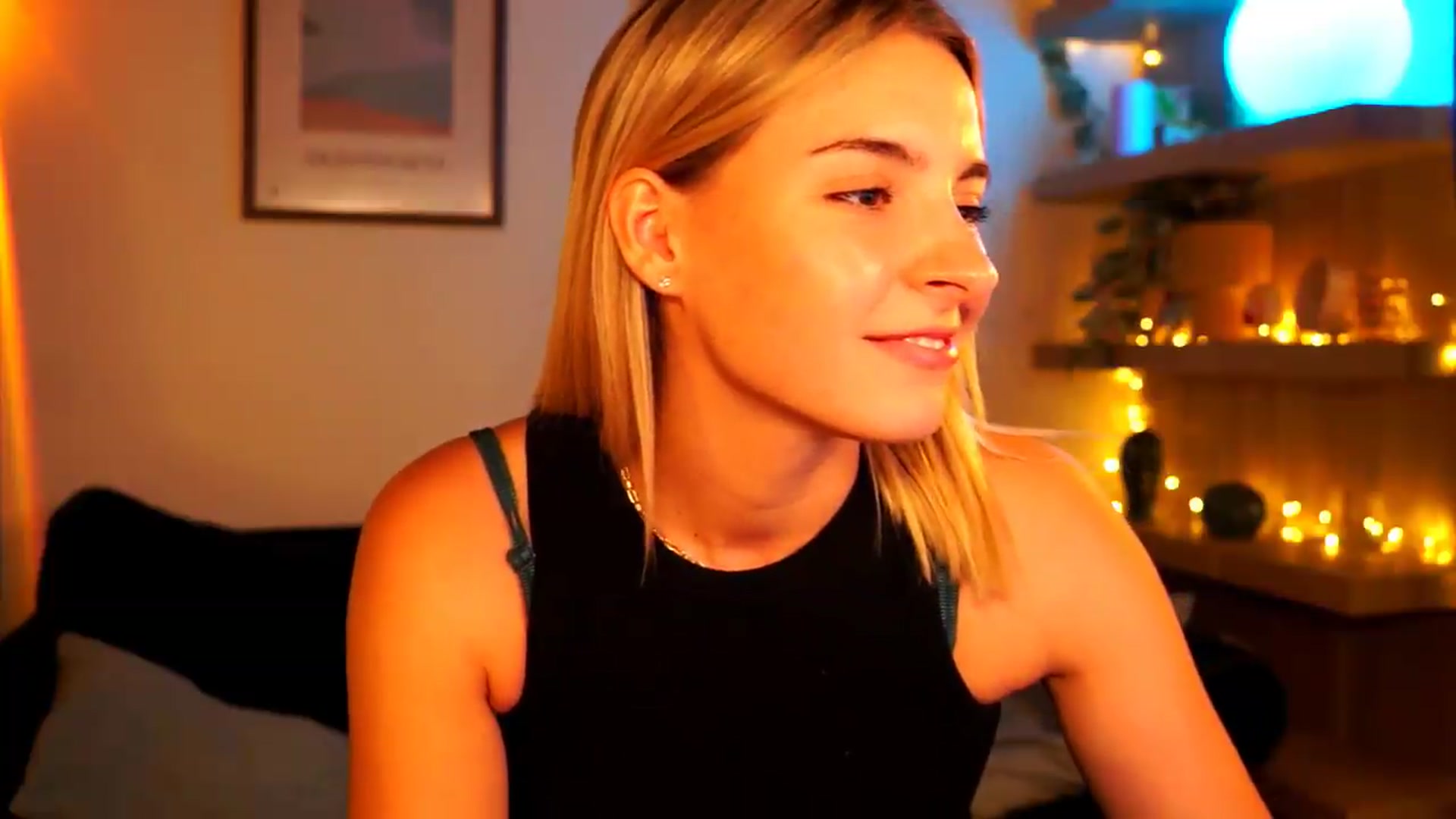 Gallery image thumbnail from Pixie_Pie's myfreecams stream on, 07/07/2026, 13:44 image 19 of 20