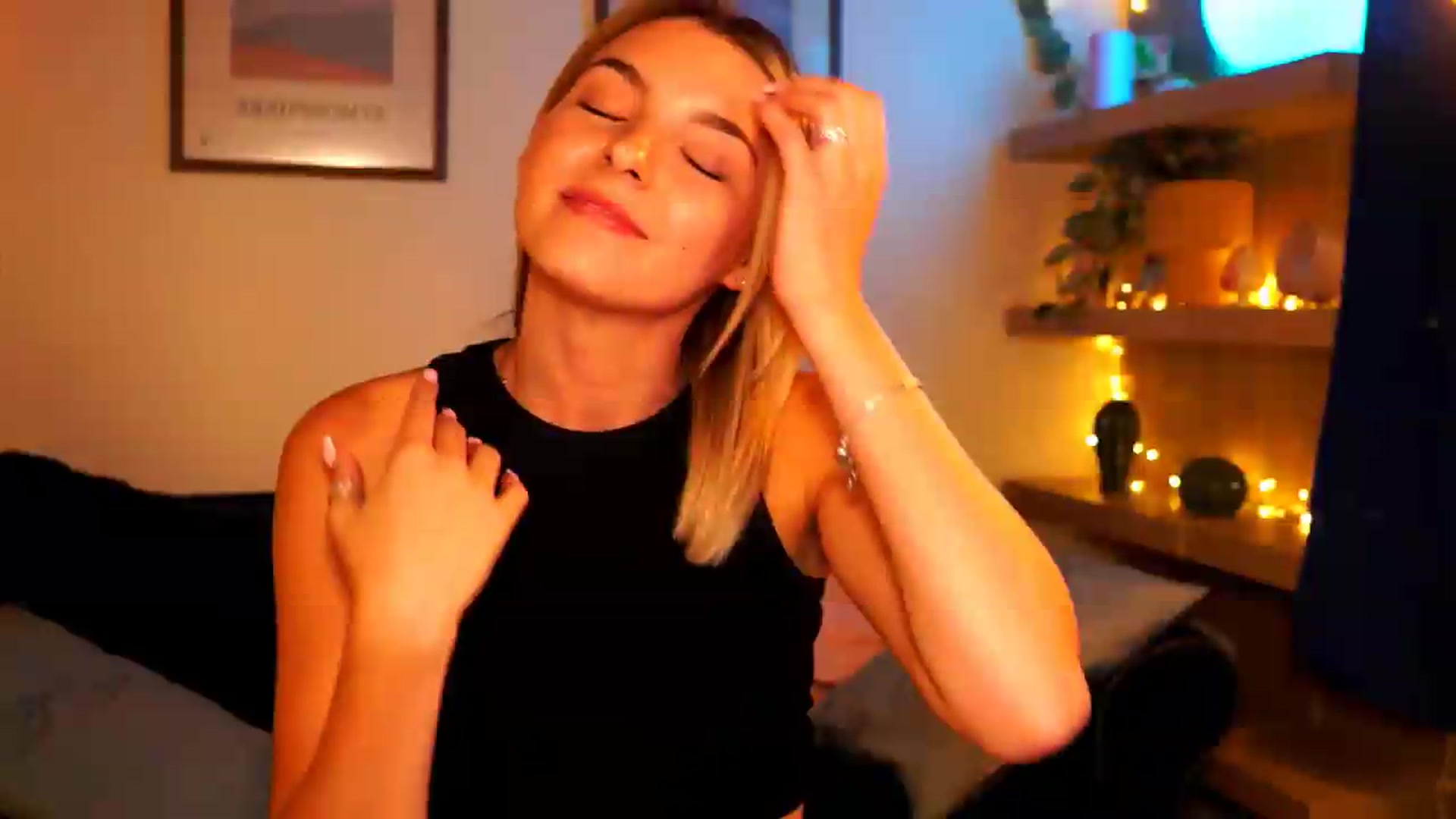 Gallery image thumbnail from Pixie_Pie's myfreecams stream on, 07/14/2026, 14:59 image 15 of 20