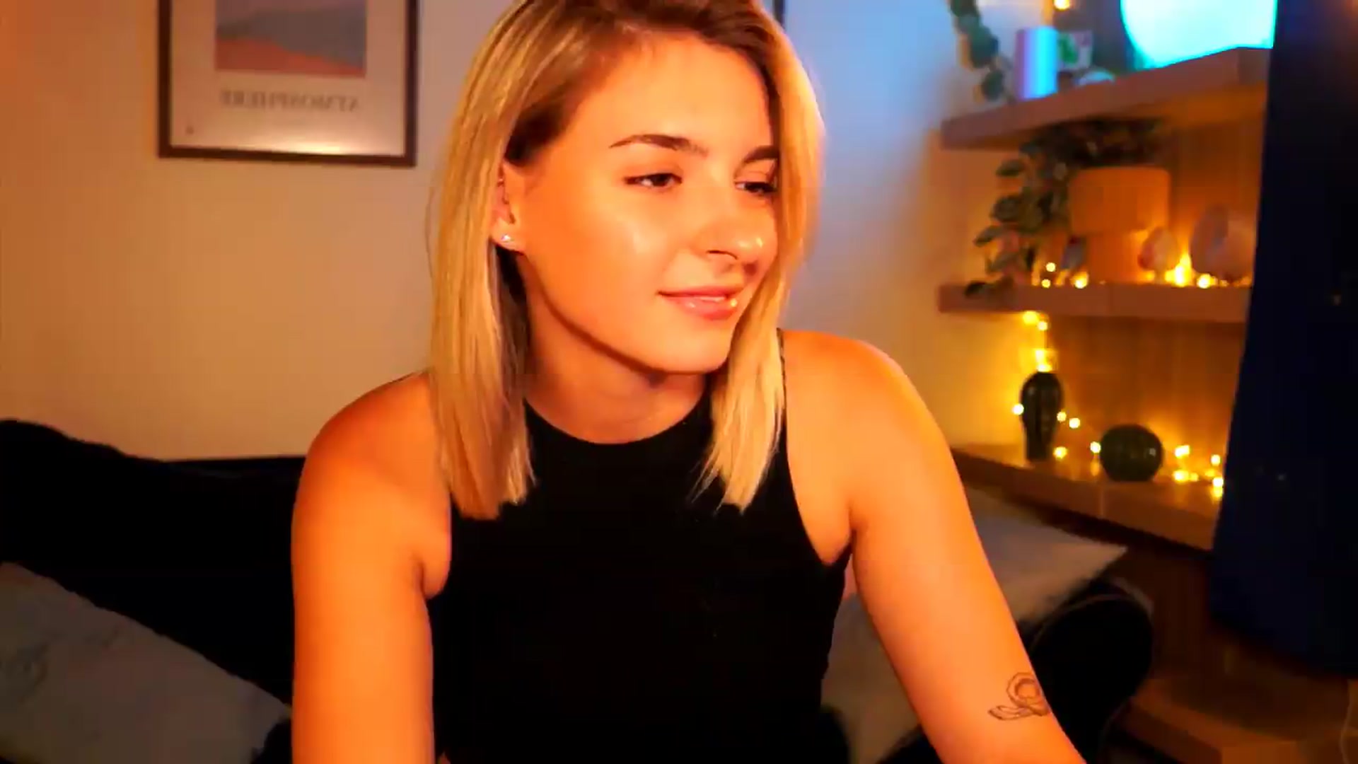 Gallery image thumbnail from Pixie_Pie's myfreecams stream on, 07/14/2026, 14:59 image 12 of 20