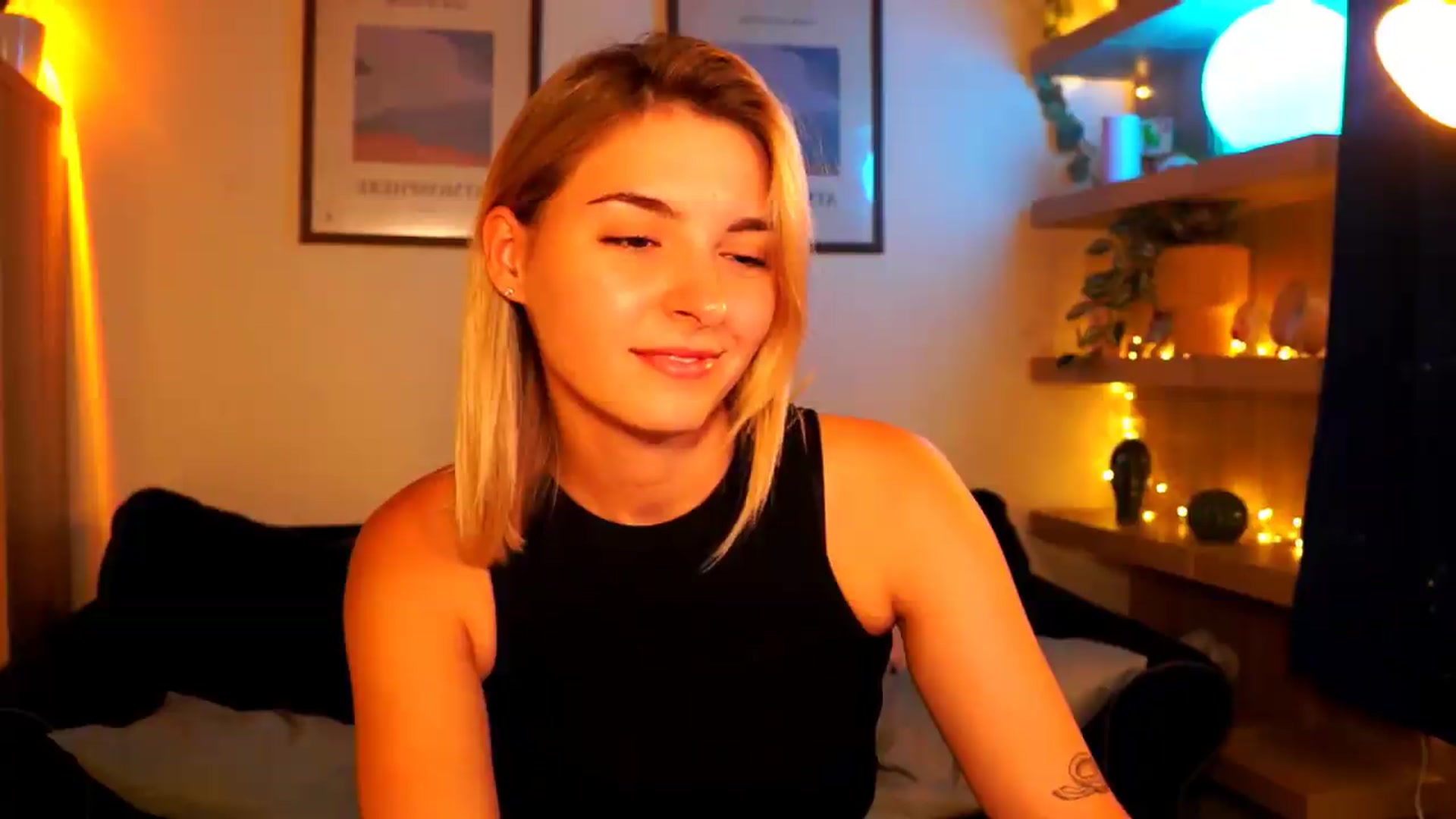 Gallery image thumbnail from Pixie_Pie's myfreecams stream on, 07/16/2026, 16:24 image 19 of 20