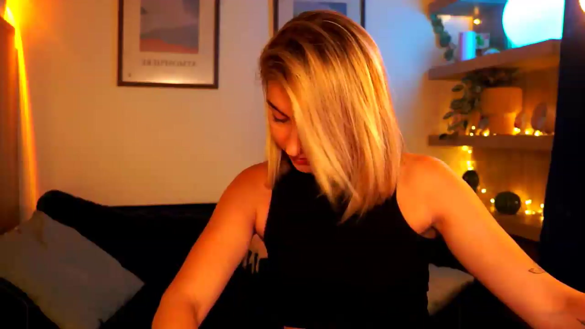 Gallery image thumbnail from Pixie_Pie's myfreecams stream on, 07/16/2026, 17:44 image 8 of 20