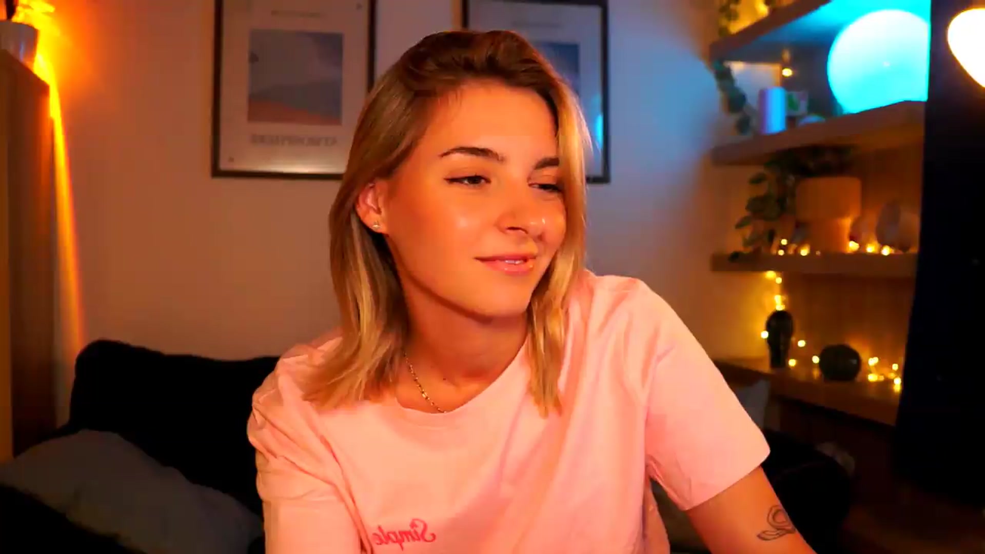 Gallery image thumbnail from Pixie_Pie's myfreecams stream on, 07/17/2026, 13:32 image 6 of 20