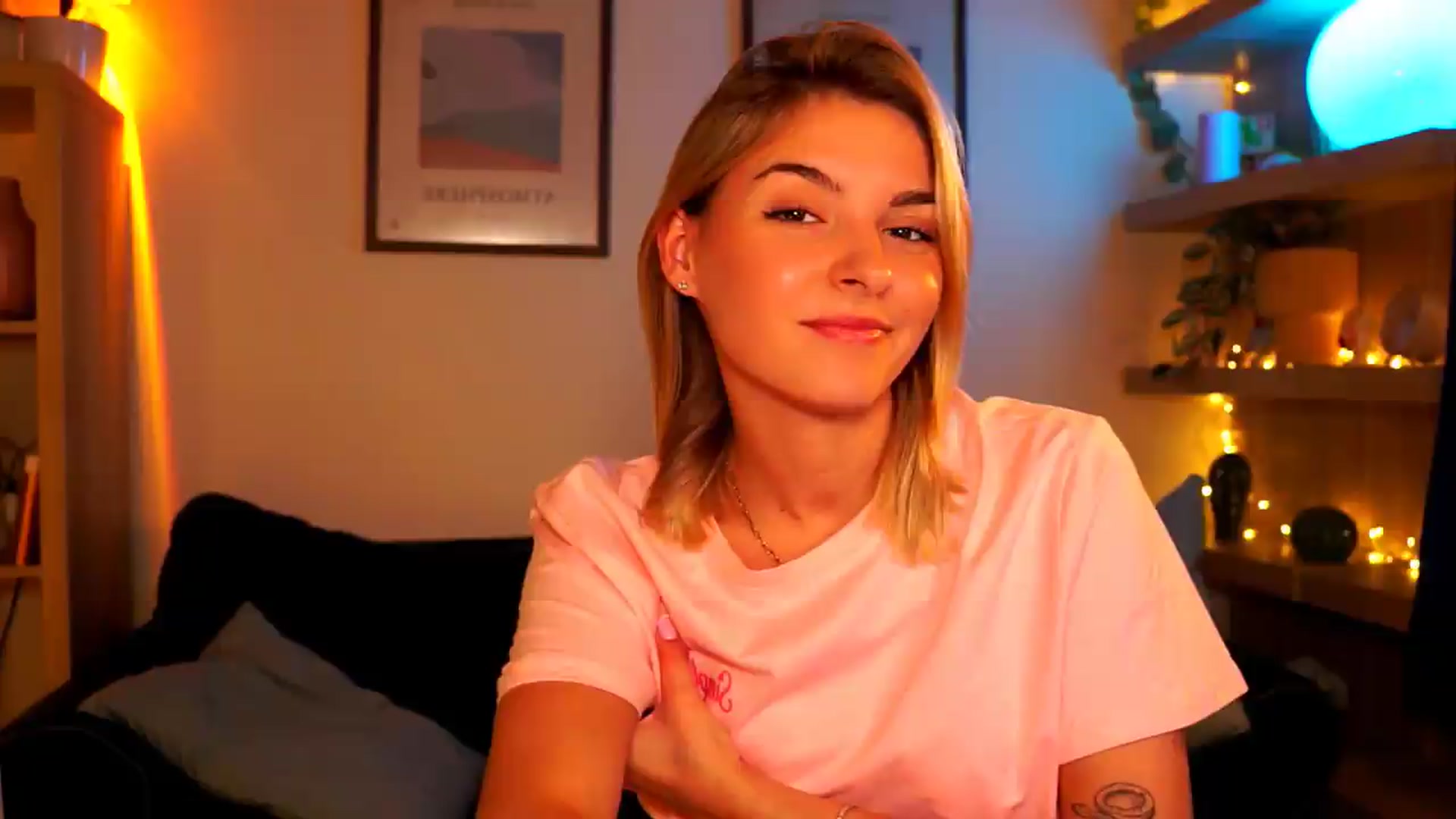 Gallery image thumbnail from Pixie_Pie's myfreecams stream on, 07/17/2026, 13:32 image 1 of 20
