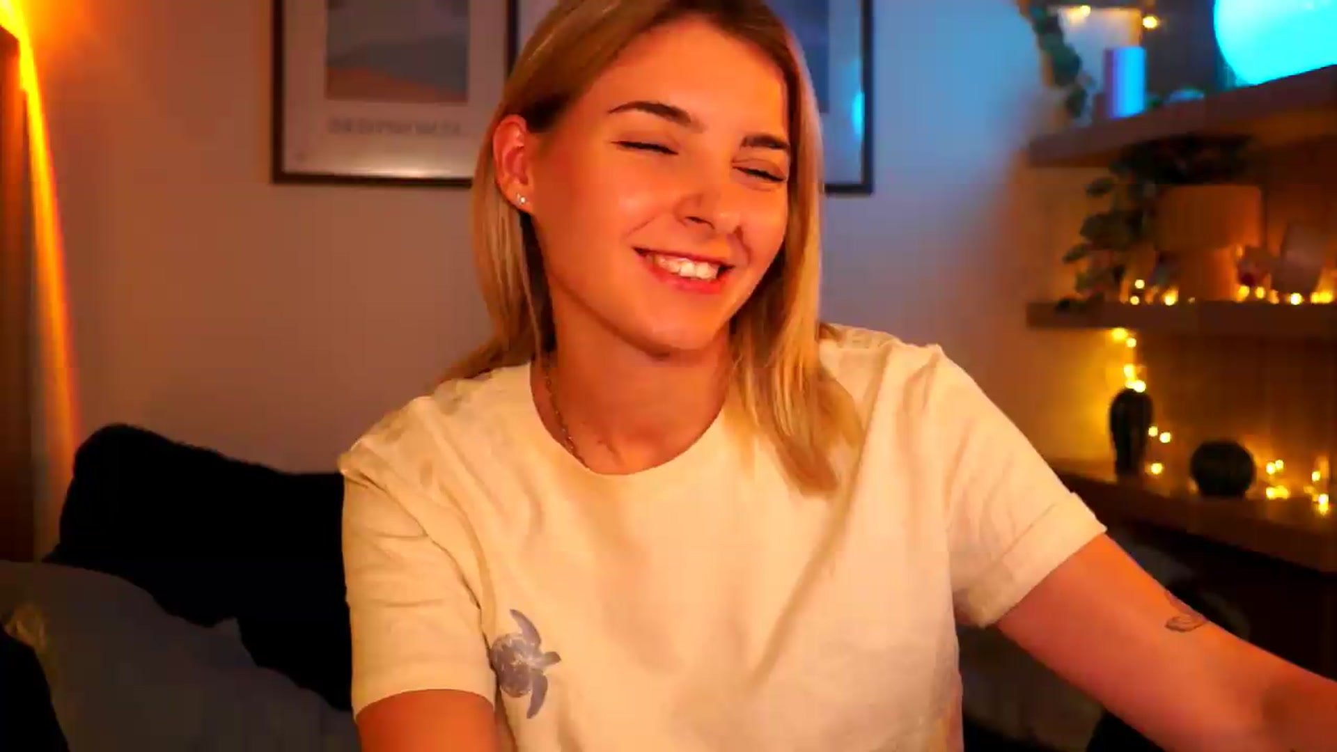 Gallery image thumbnail from Pixie_Pie's myfreecams stream on, 07/20/2026, 15:44 image 6 of 20