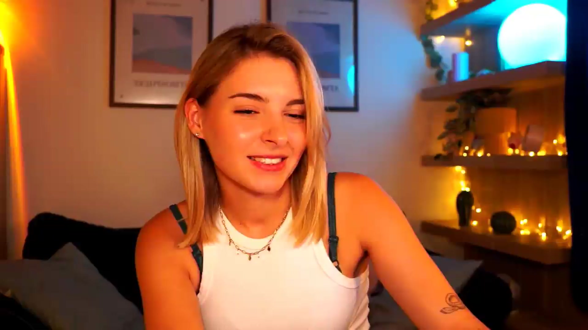 Gallery image thumbnail from Pixie_Pie's myfreecams stream on, 07/24/2026, 14:54 image 18 of 20