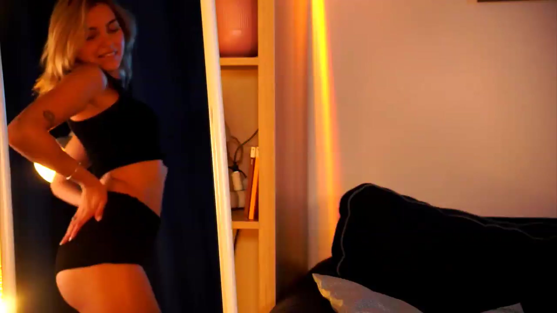 Gallery image thumbnail from Pixie_Pie's myfreecams stream on, 08/03/2026, 14:32 image 11 of 20