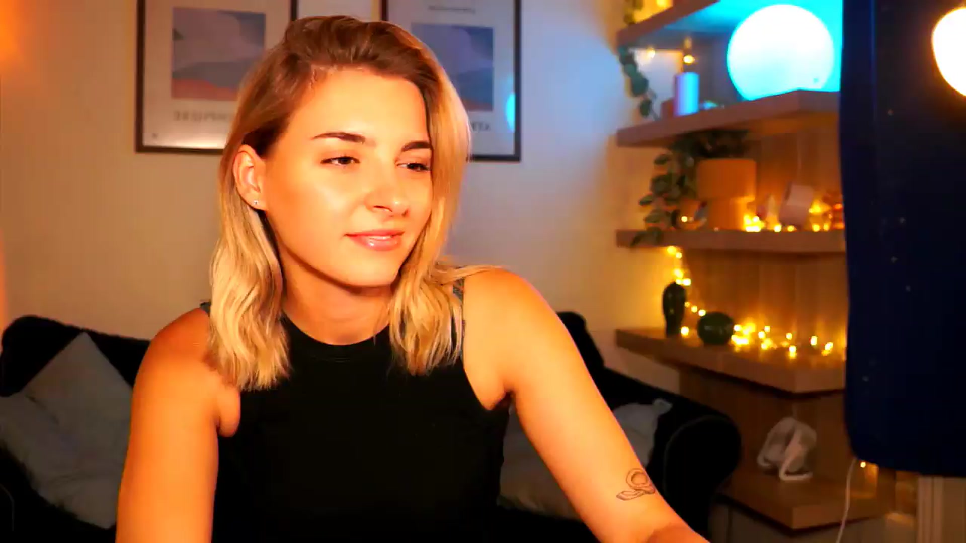 Gallery image thumbnail from Pixie_Pie's myfreecams stream on, 08/04/2026, 14:06 image 9 of 20