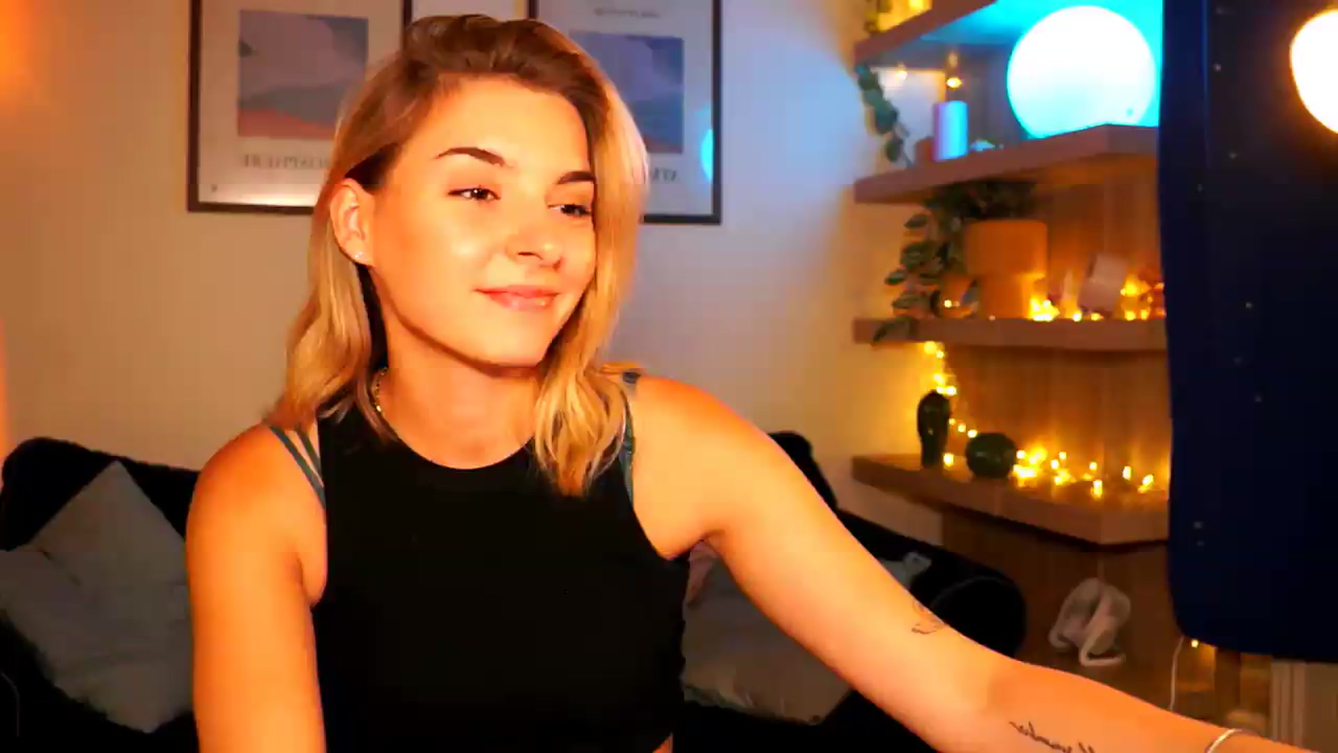 Gallery image thumbnail from Pixie_Pie's myfreecams stream on, 08/04/2026, 14:06 image 4 of 20