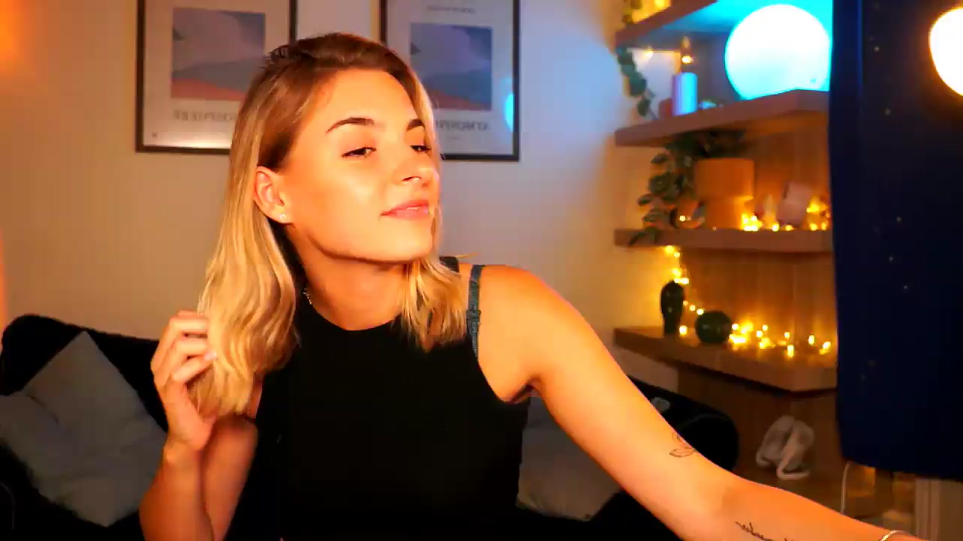 Gallery image thumbnail from Pixie_Pie's myfreecams stream on, 08/04/2026, 14:06 image 18 of 20