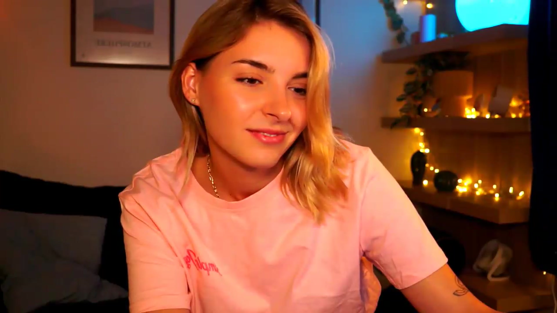 Gallery image thumbnail from Pixie_Pie's myfreecams stream on, 08/06/2026, 11:53 image 15 of 20