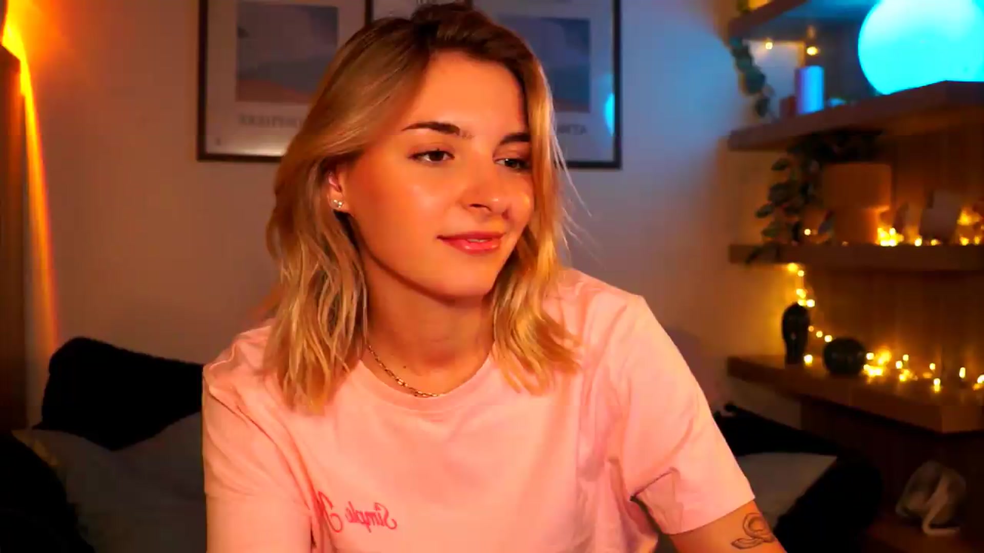 Gallery image thumbnail from Pixie_Pie's myfreecams stream on, 08/06/2026, 13:45 image 17 of 20