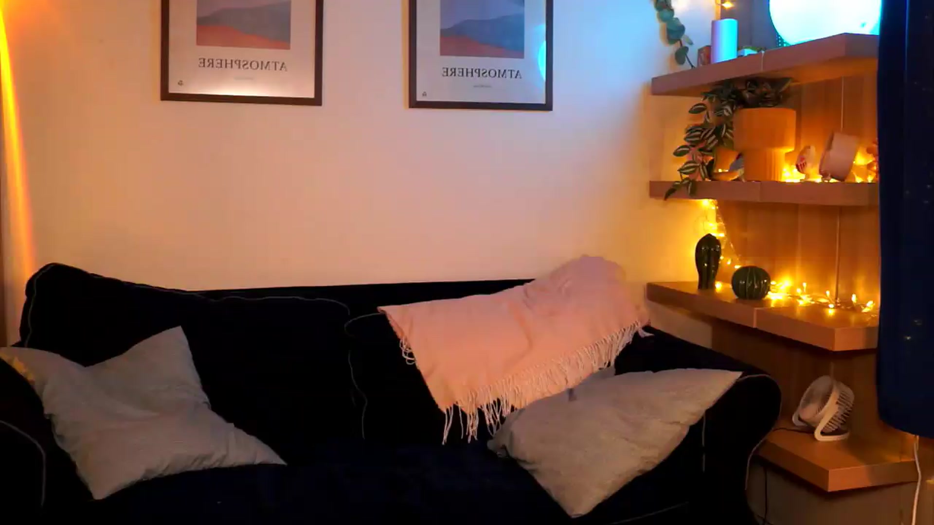 Gallery image thumbnail from Pixie_Pie's myfreecams stream on, 08/06/2026, 13:45 image 15 of 20
