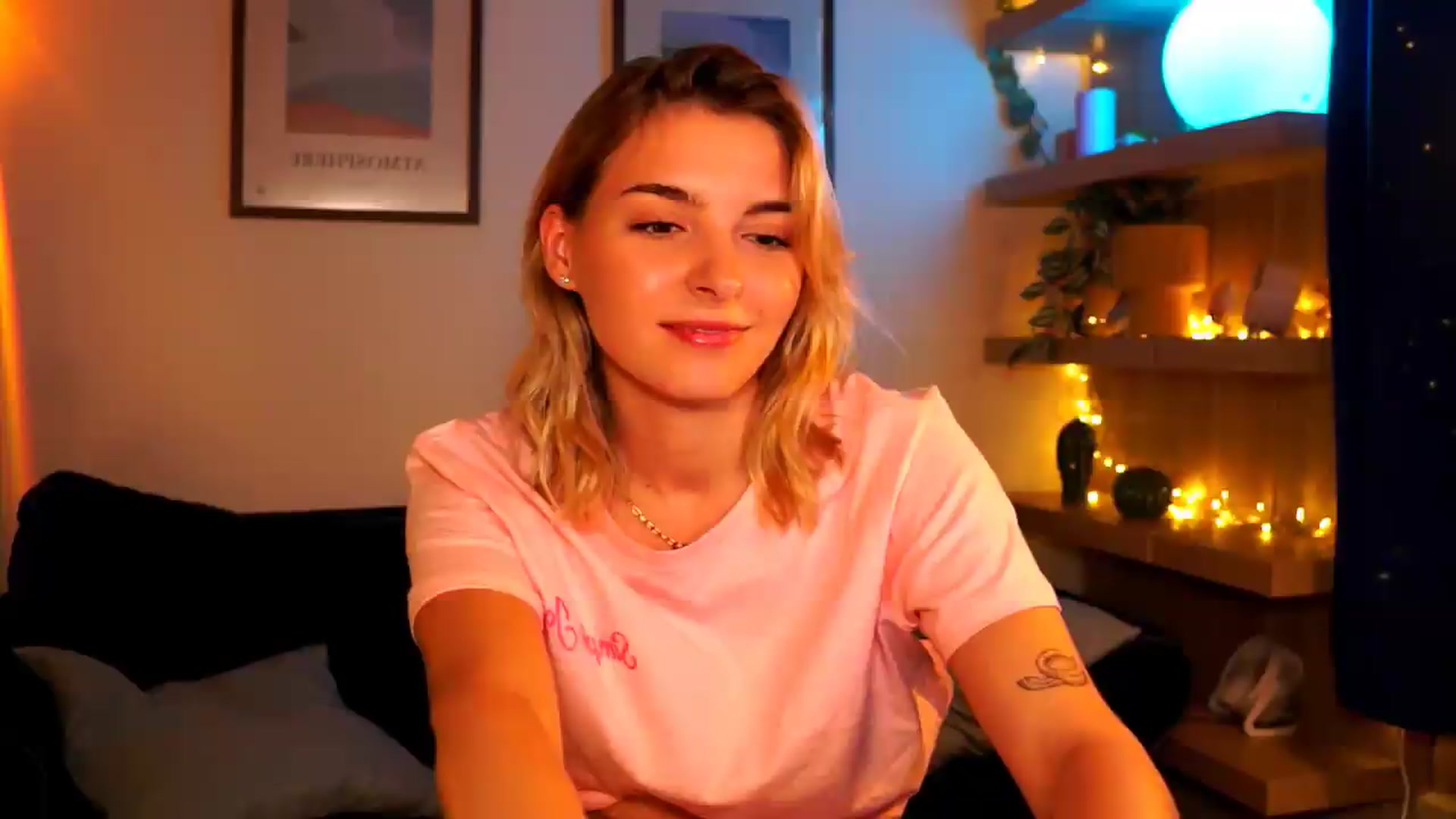 Gallery image thumbnail from Pixie_Pie's myfreecams stream on, 08/06/2026, 14:23 image 17 of 20