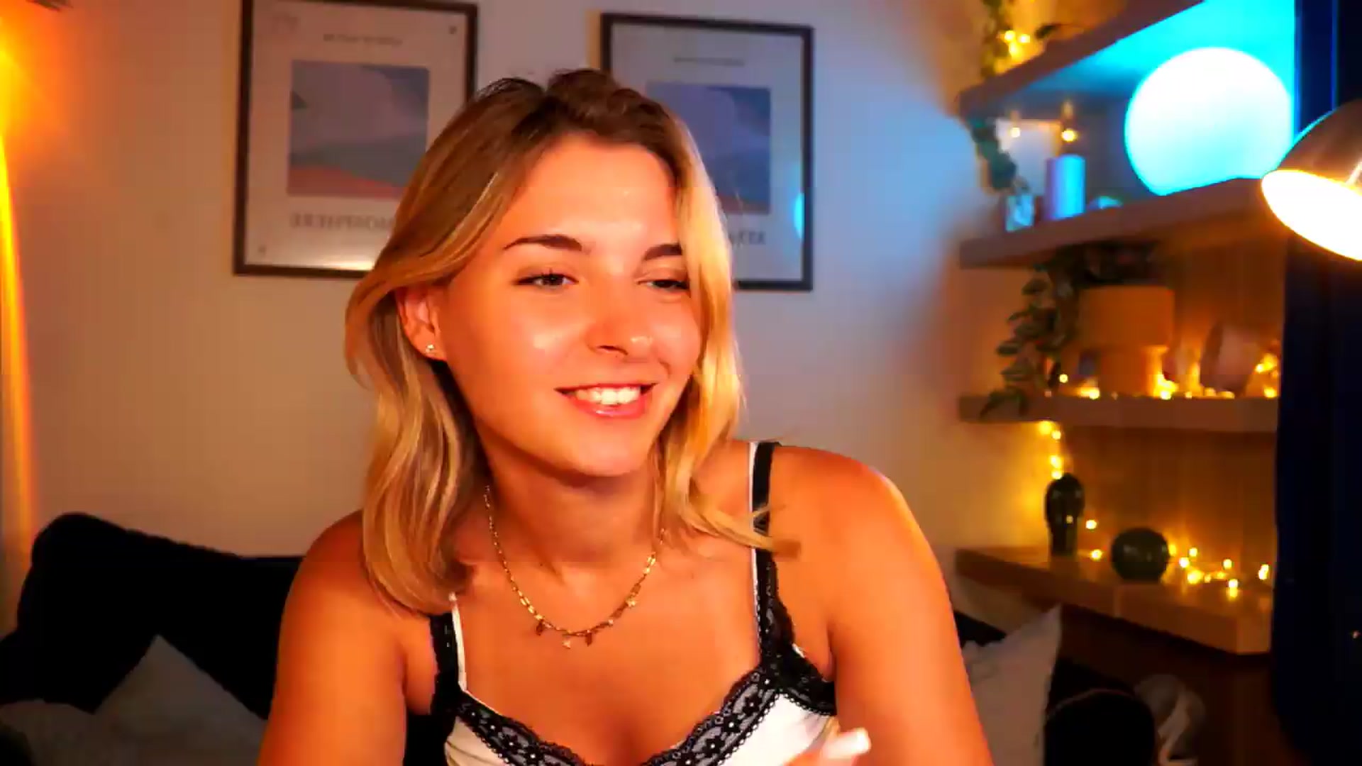 Gallery image thumbnail from Pixie_Pie's myfreecams stream on, 08/11/2026, 14:09 image 10 of 20