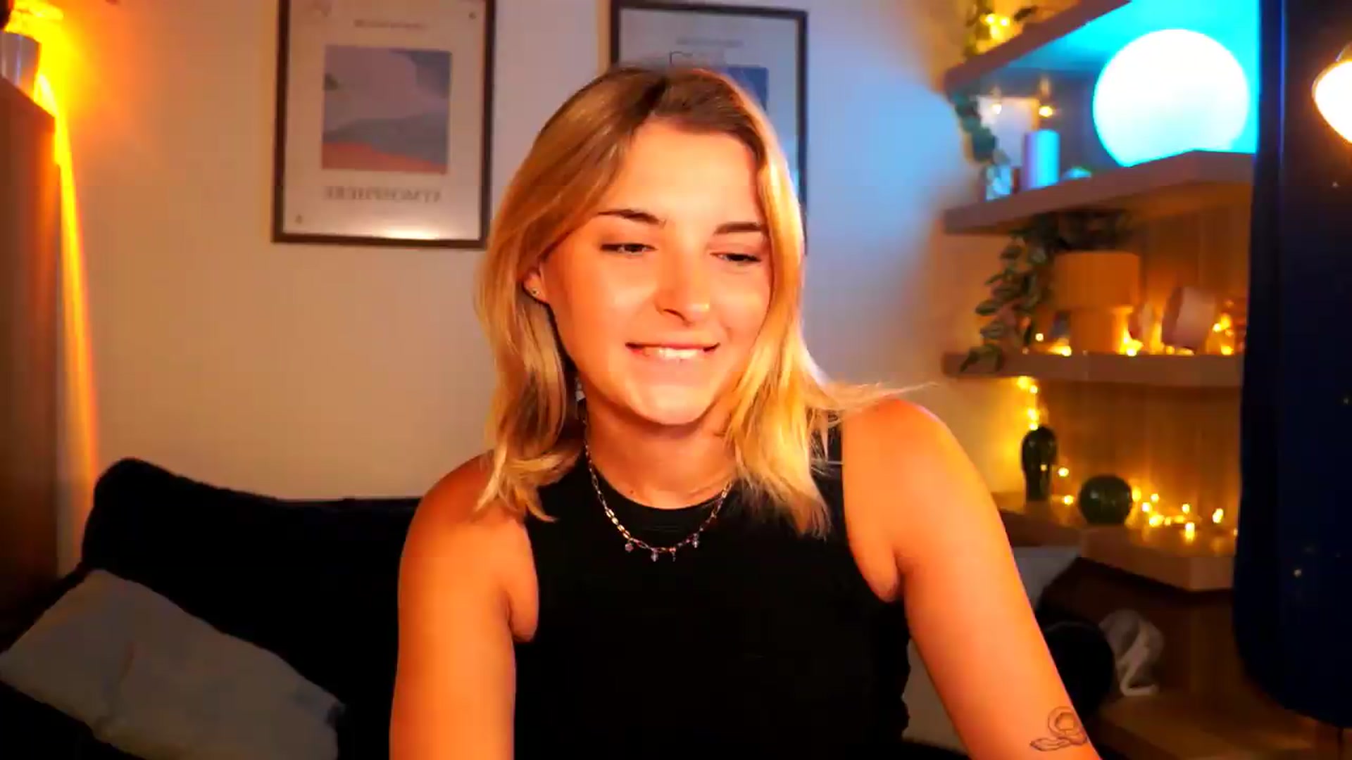 Gallery image thumbnail from Pixie_Pie's myfreecams stream on, 08/12/2026, 10:39 image 18 of 20
