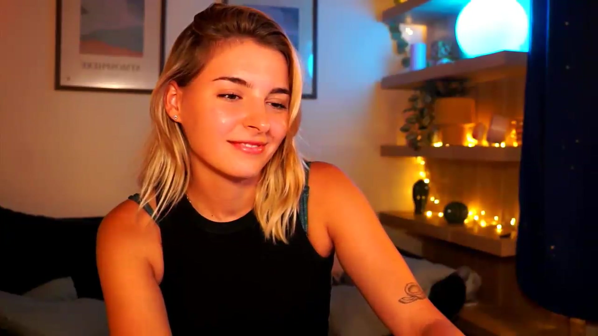 Gallery image thumbnail from Pixie_Pie's myfreecams stream on, 08/16/2026, 17:32 image 20 of 20