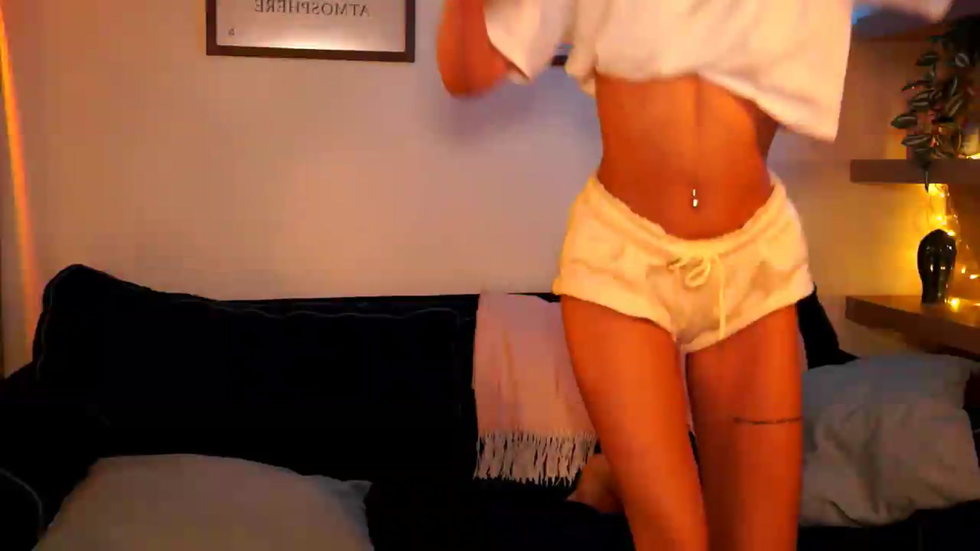 Gallery image thumbnail from Pixie_Pie's myfreecams stream on, 08/17/2026, 13:26 image 16 of 20