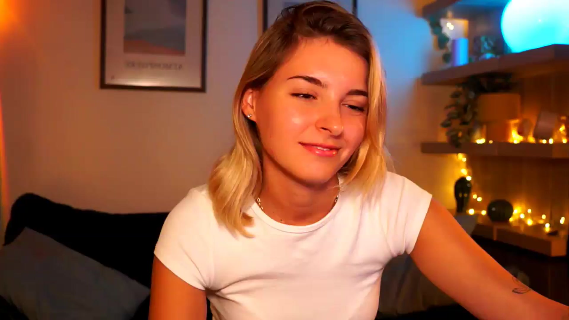 Gallery image thumbnail from Pixie_Pie's myfreecams stream on, 08/18/2026, 12:05 image 11 of 20