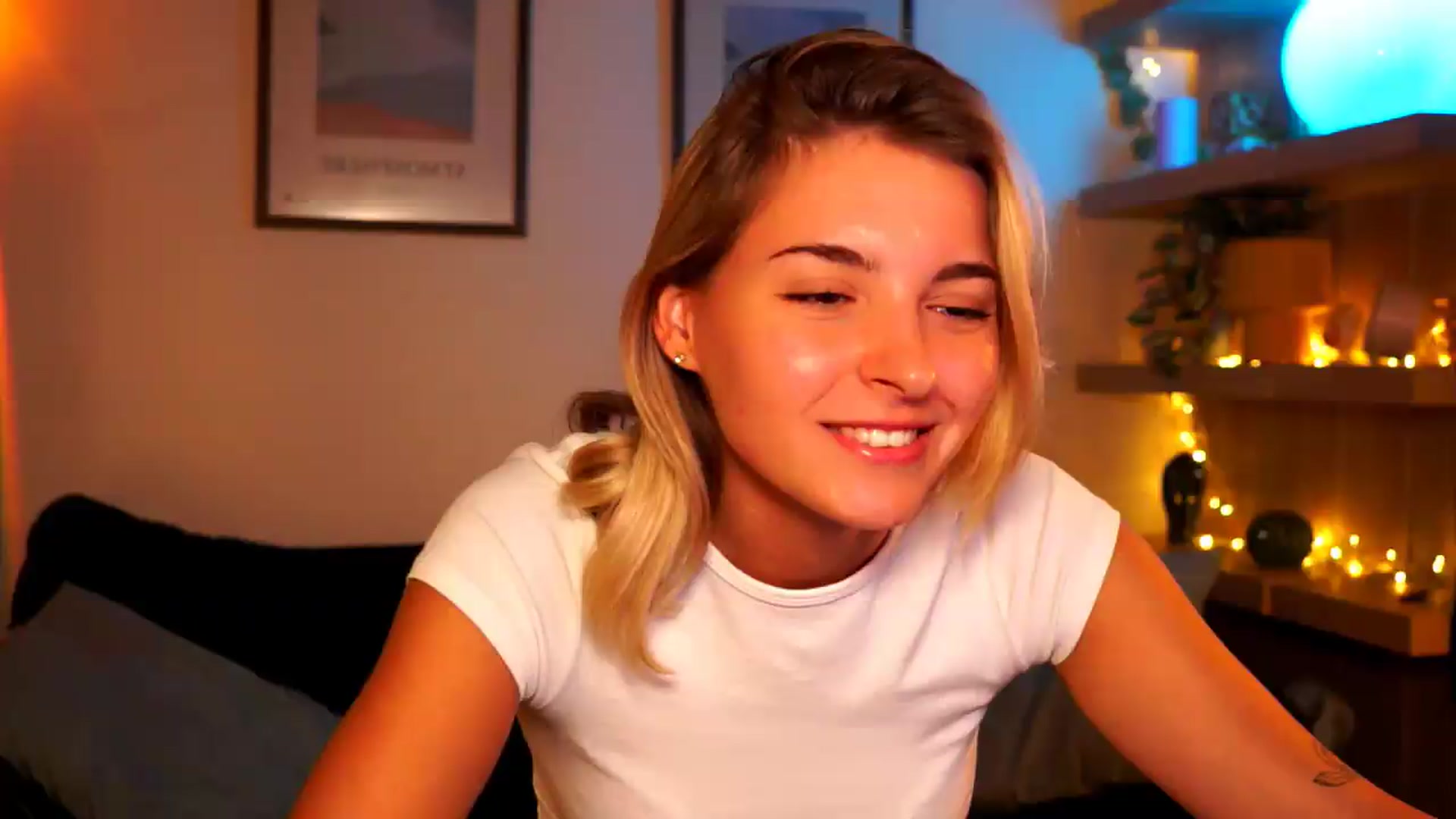 Gallery image thumbnail from Pixie_Pie's myfreecams stream on, 08/18/2026, 12:05 image 7 of 20