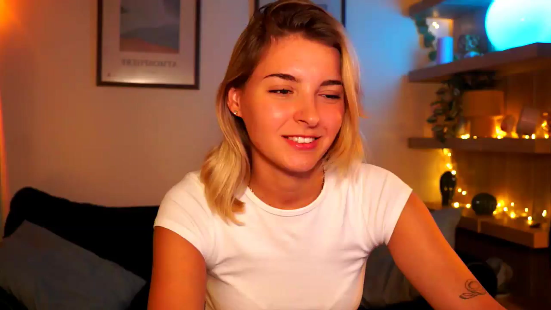 Gallery image thumbnail from Pixie_Pie's myfreecams stream on, 08/18/2026, 12:05 image 9 of 20