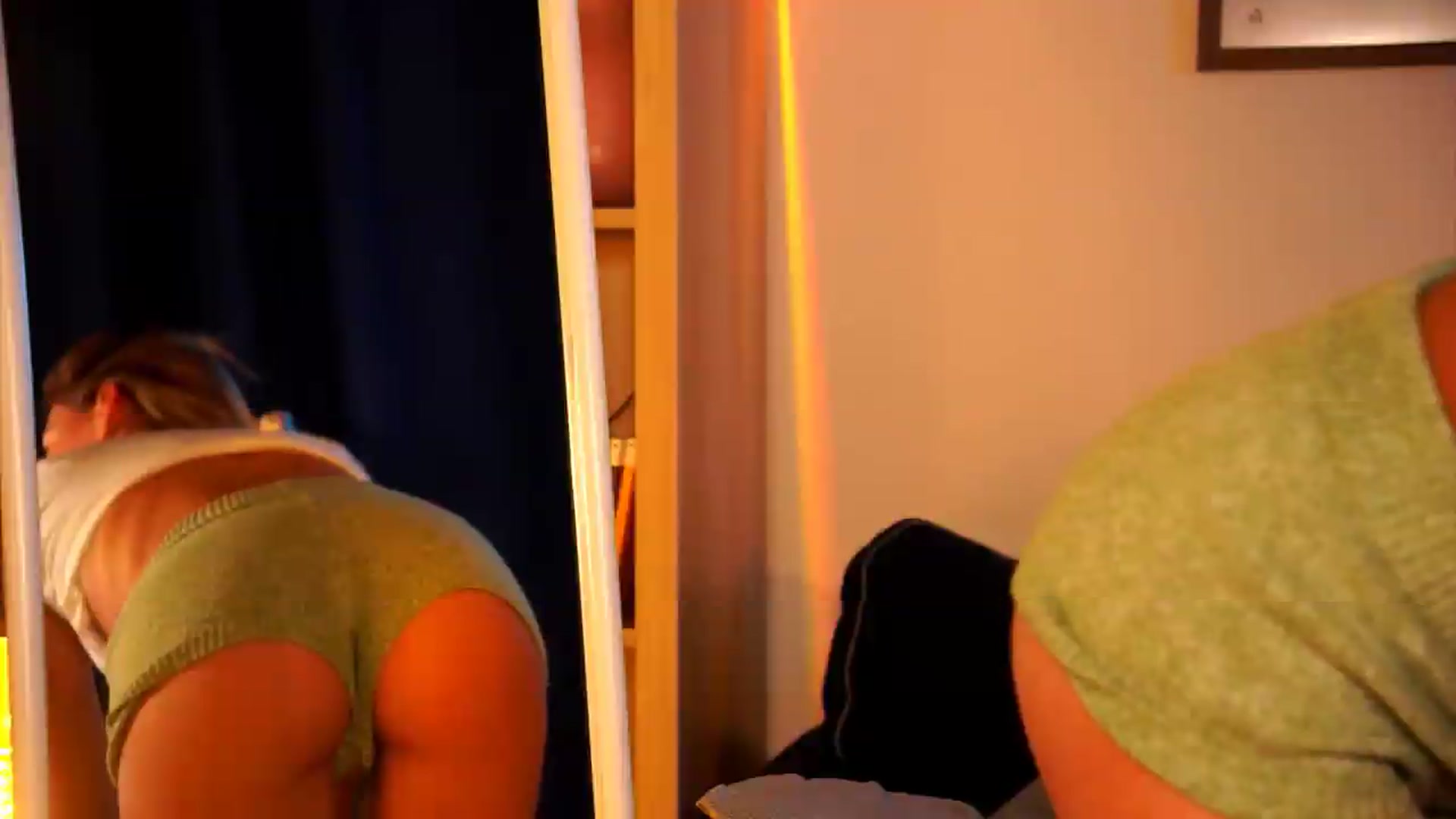 Gallery image thumbnail from Pixie_Pie's myfreecams stream on, 08/18/2026, 15:08 image 7 of 20