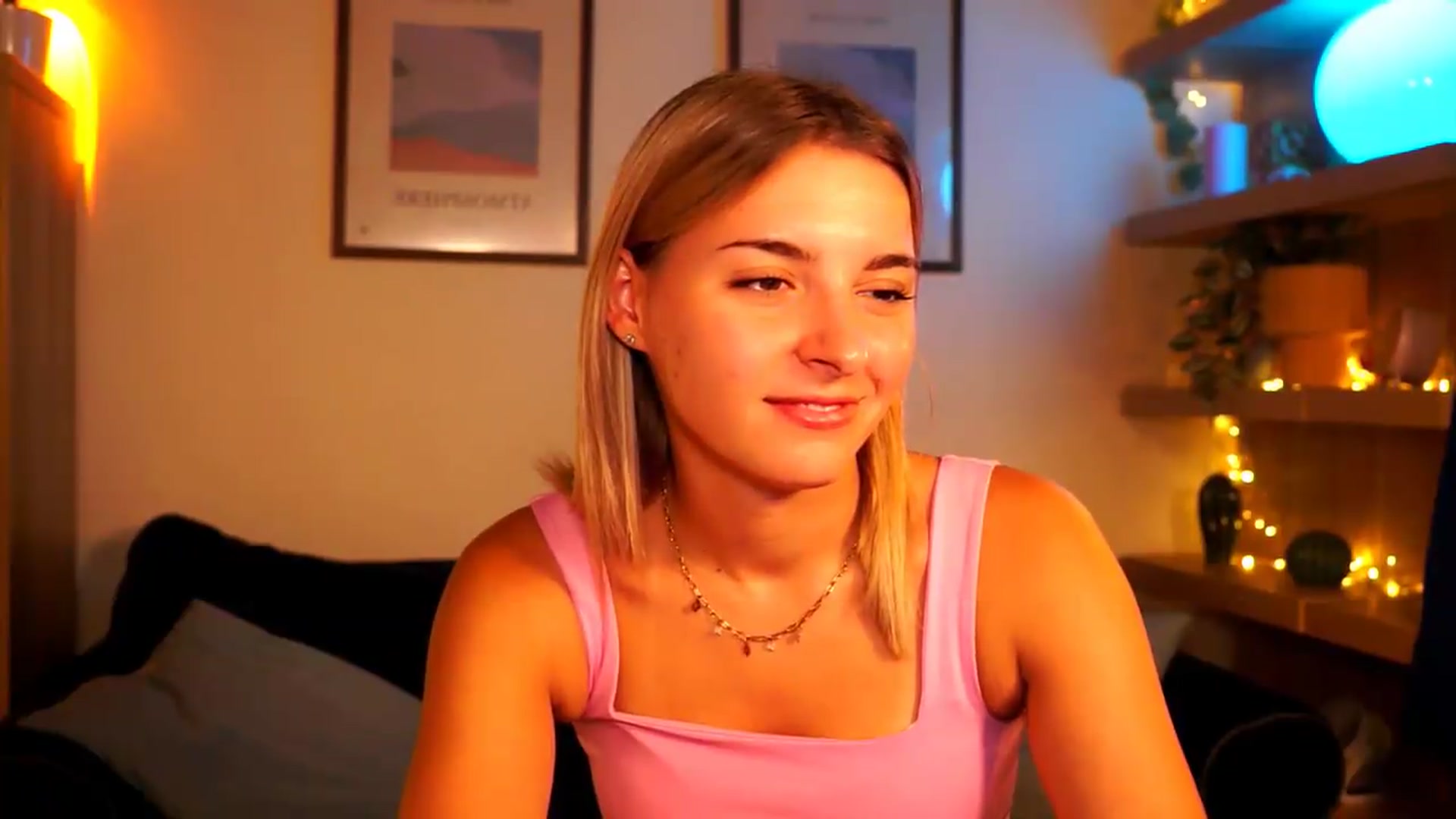 Gallery image thumbnail from Pixie_Pie's myfreecams stream on, 08/22/2026, 10:08 image 10 of 20
